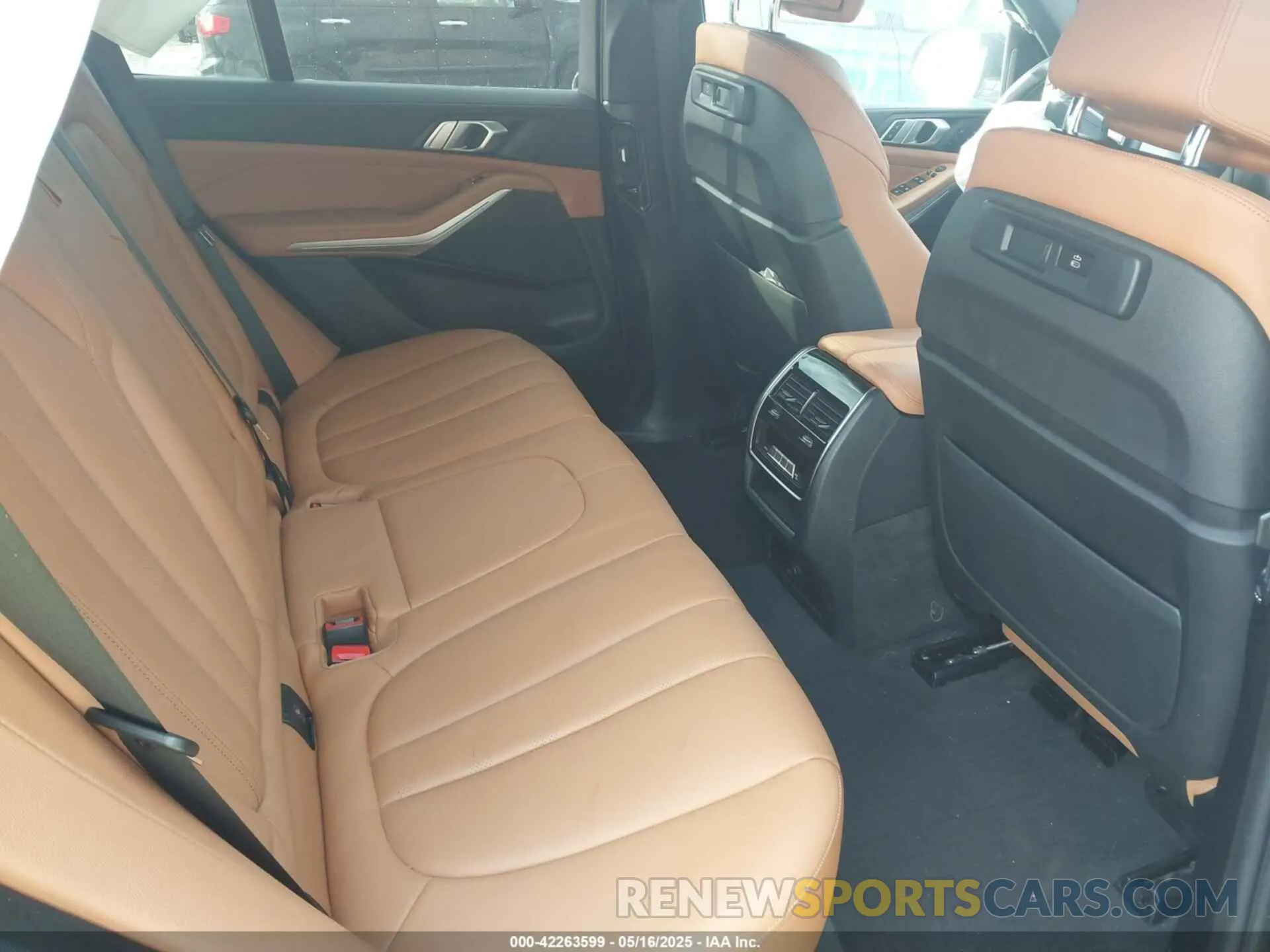 8 fotografías del automóvil dañado 5UXTA6C05N9M17771 BMW X5 PHEV 2022