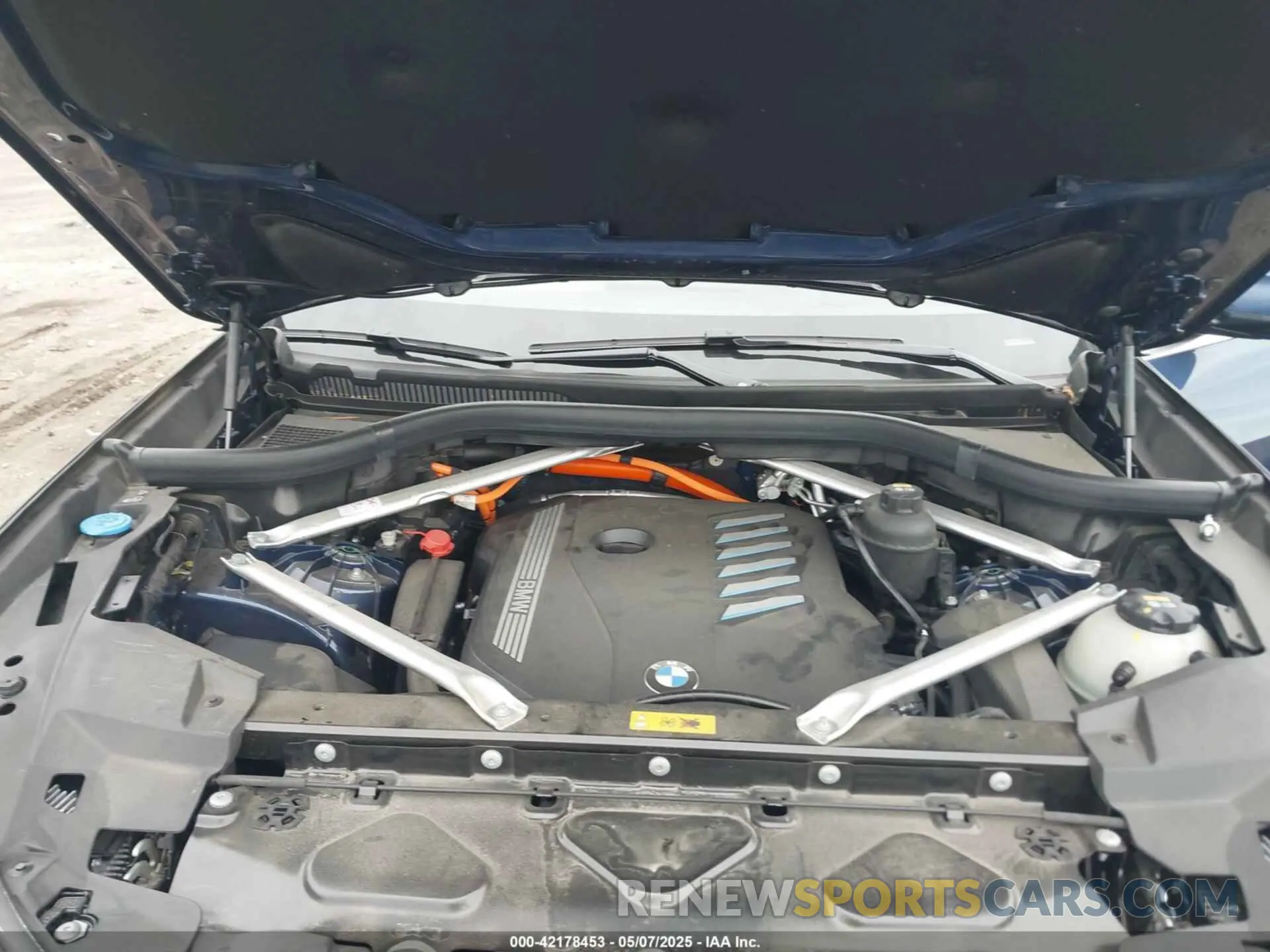 10 fotografías del automóvil dañado 5UXTA6C06N9M08044 BMW X5 PHEV 2022