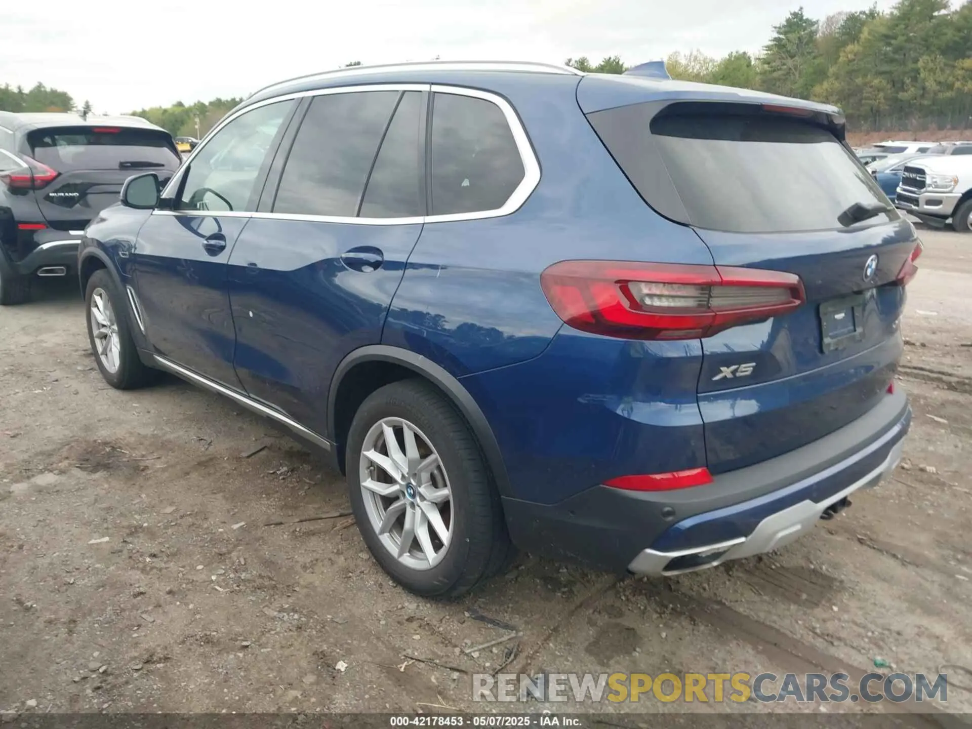 3 fotografías del automóvil dañado 5UXTA6C06N9M08044 BMW X5 PHEV 2022