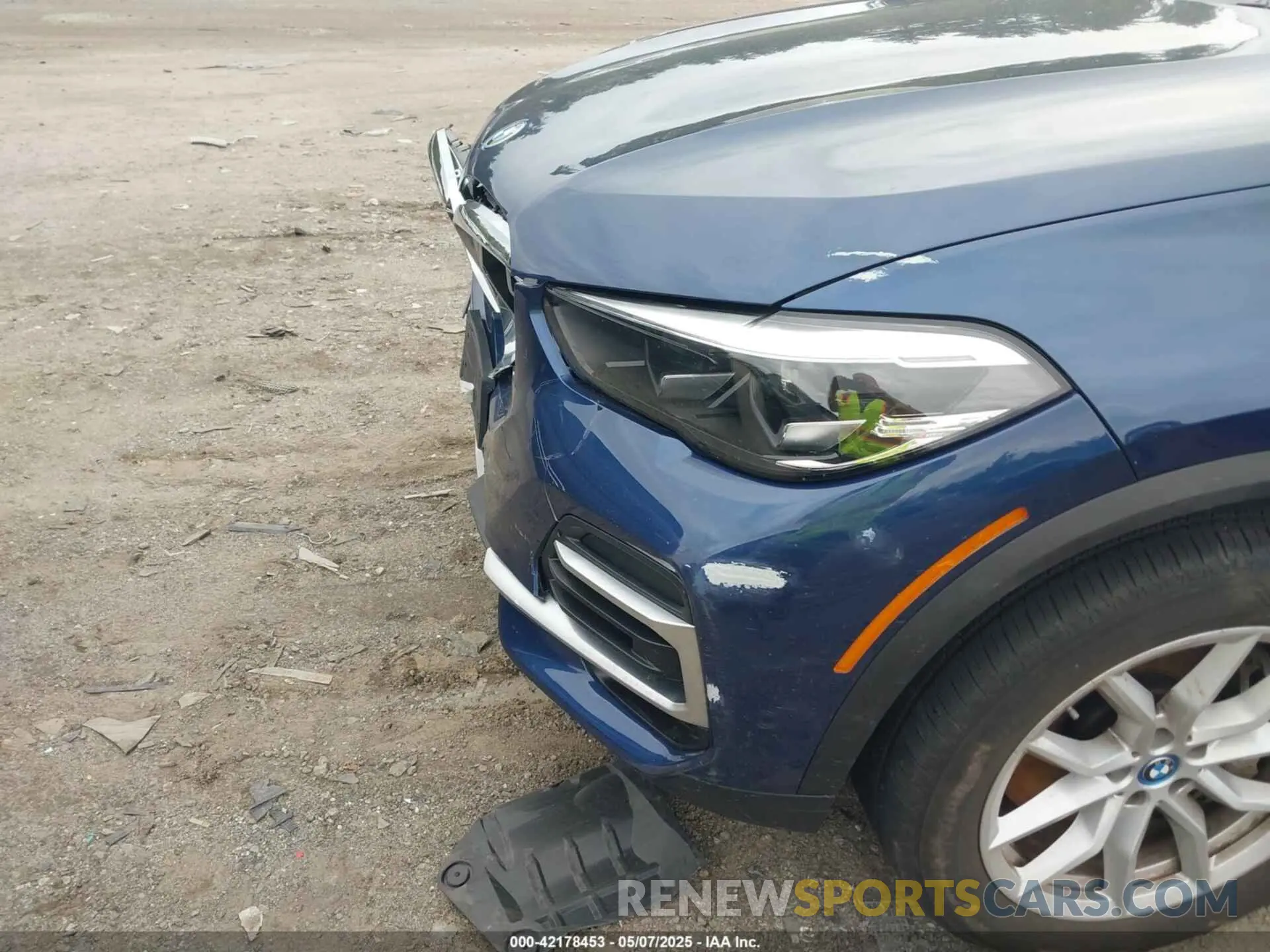 6 fotografías del automóvil dañado 5UXTA6C06N9M08044 BMW X5 PHEV 2022