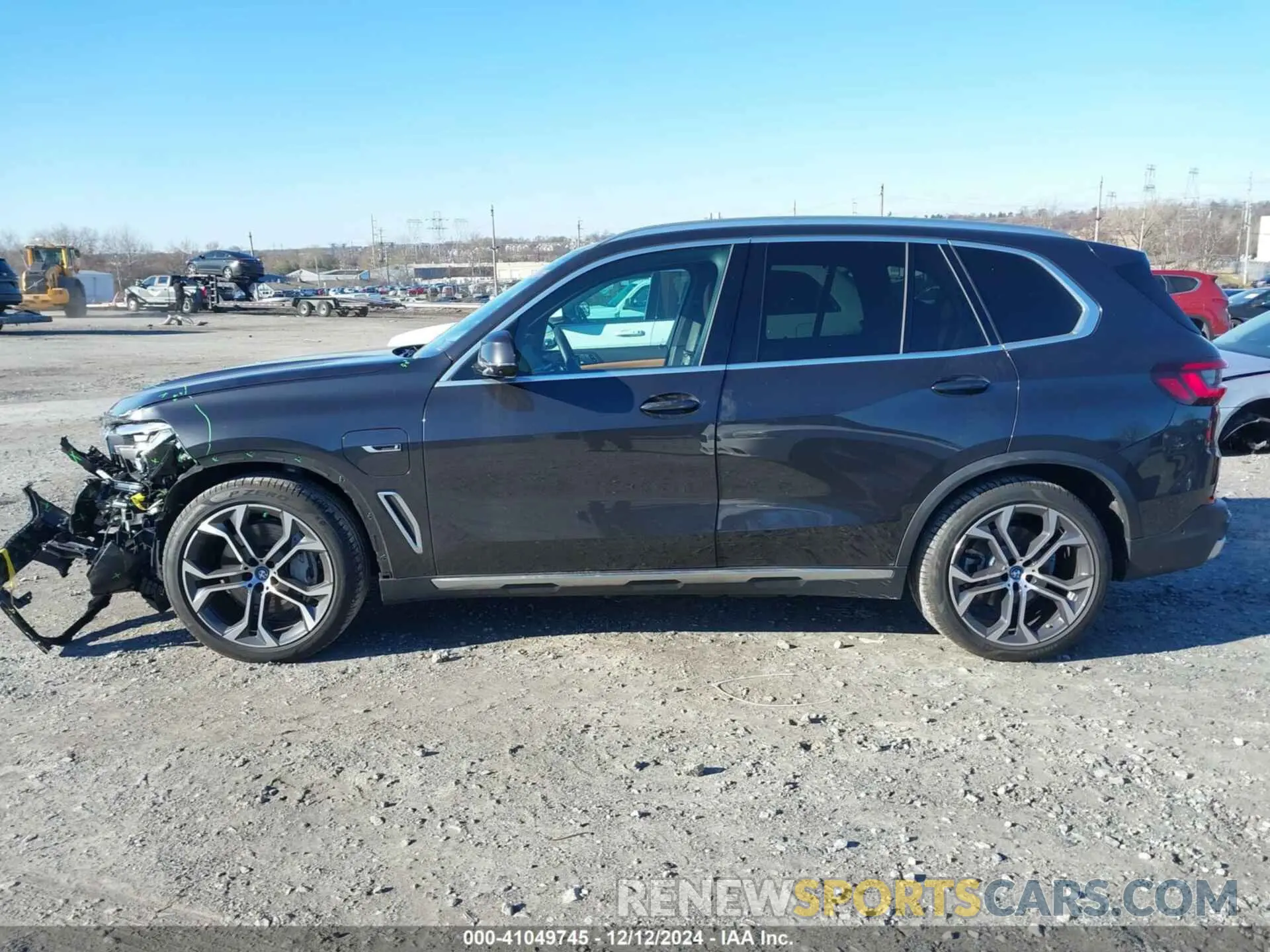 14 fotografías del automóvil dañado 5UXTA6C00P9R06095 BMW X5 PHEV 2023