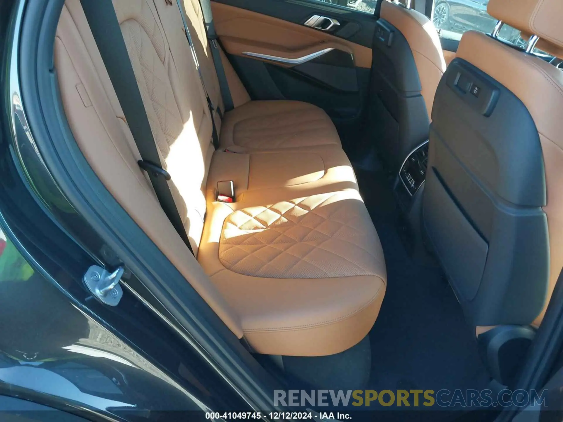 8 fotografías del automóvil dañado 5UXTA6C00P9R06095 BMW X5 PHEV 2023