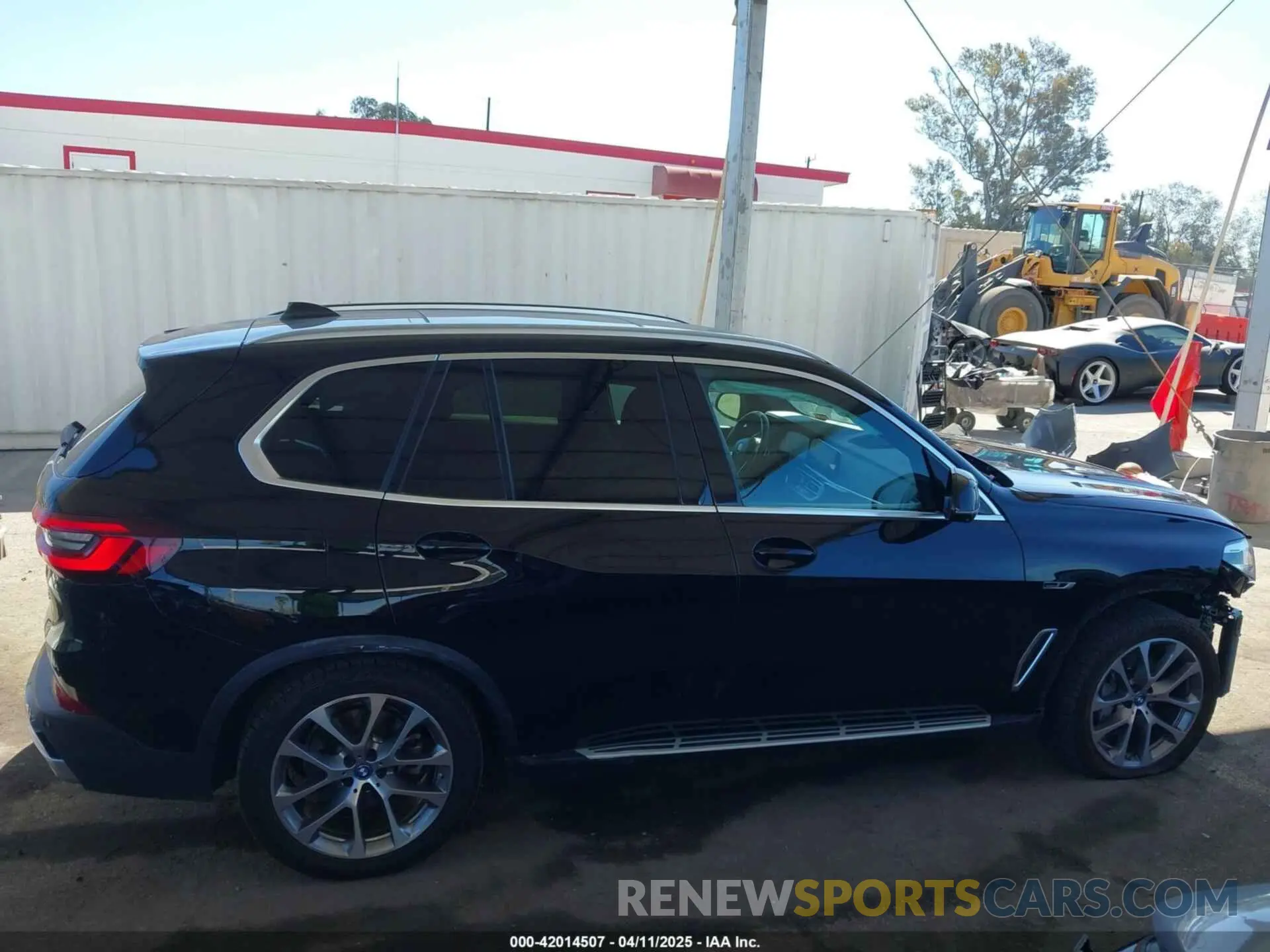 14 fotografías del automóvil dañado 5UXTA6C01P9P71810 BMW X5 PHEV 2023