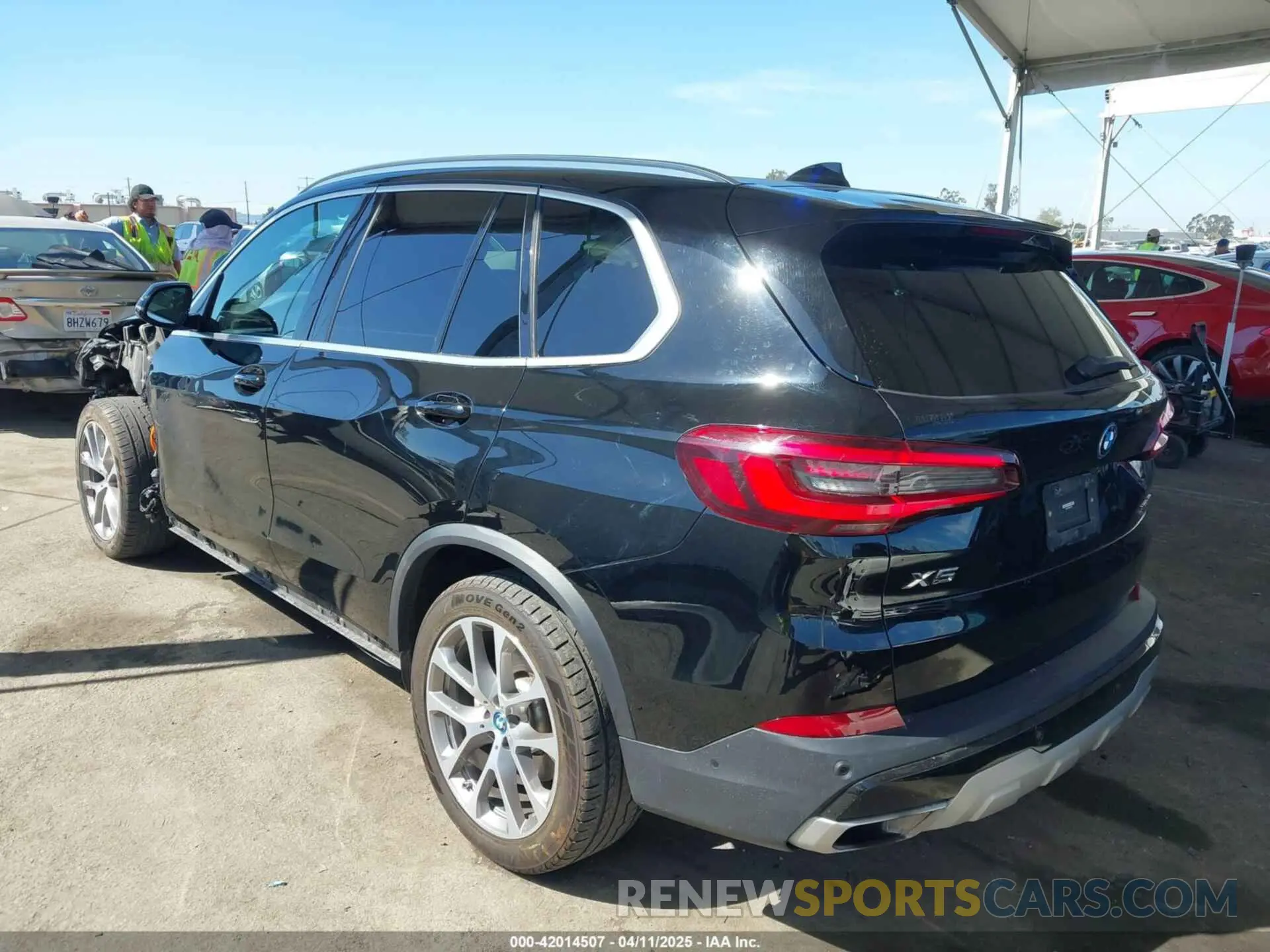 3 fotografías del automóvil dañado 5UXTA6C01P9P71810 BMW X5 PHEV 2023