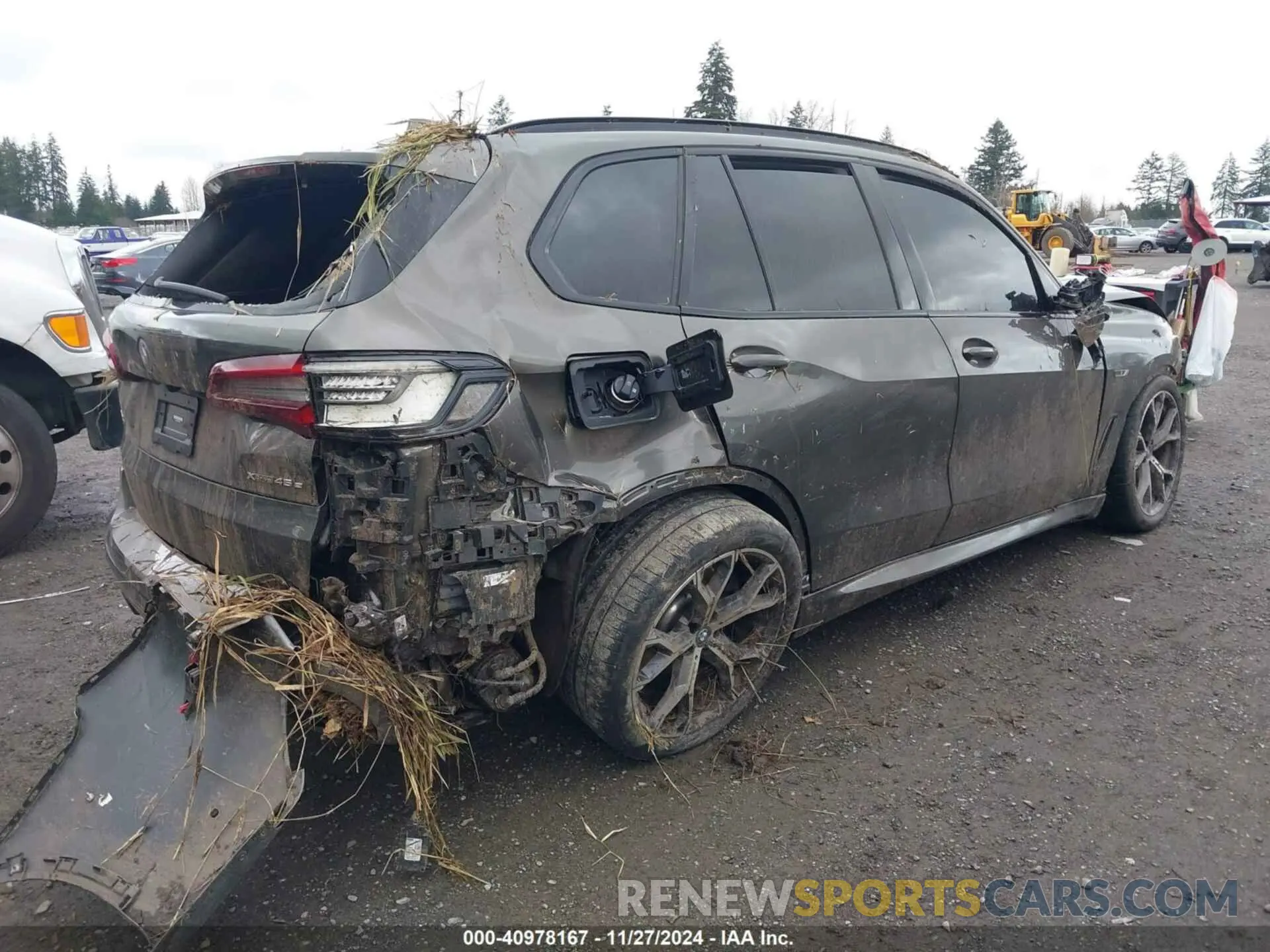 4 fotografías del automóvil dañado 5UXTA6C02P9N44030 BMW X5 PHEV 2023