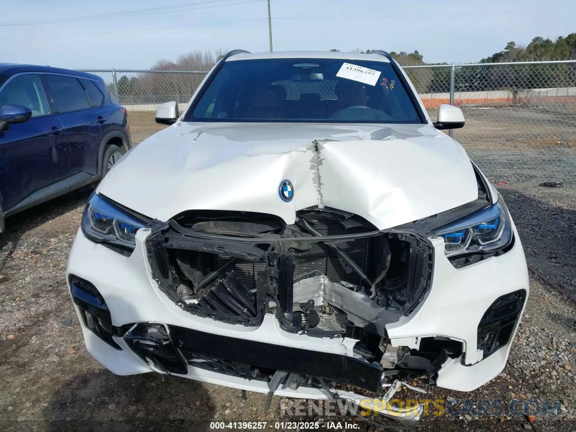 12 fotografías del automóvil dañado 5UXTA6C06P9P51357 BMW X5 PHEV 2023
