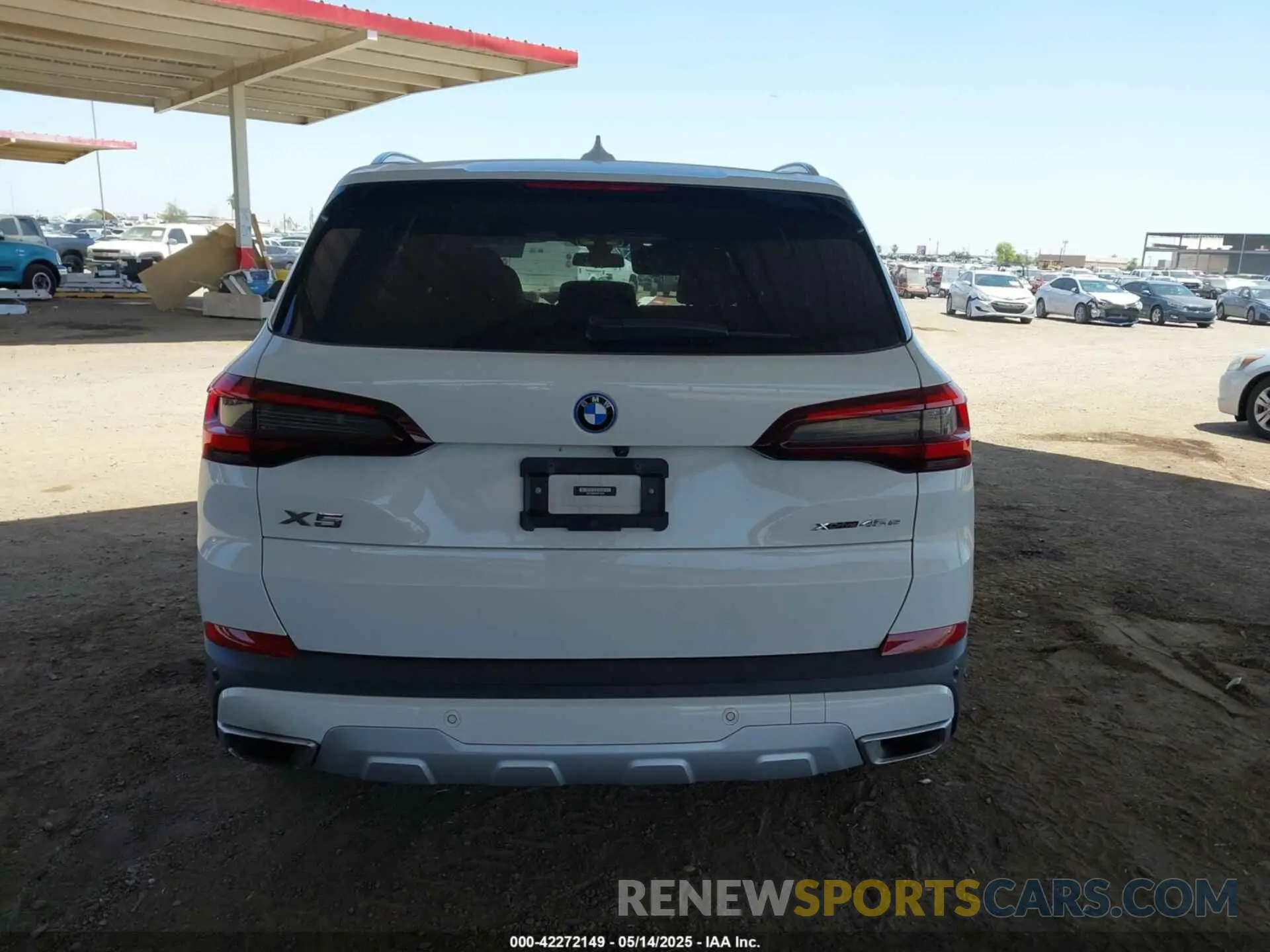 16 fotografías del automóvil dañado 5UXTA6C08P9P19395 BMW X5 PHEV 2023
