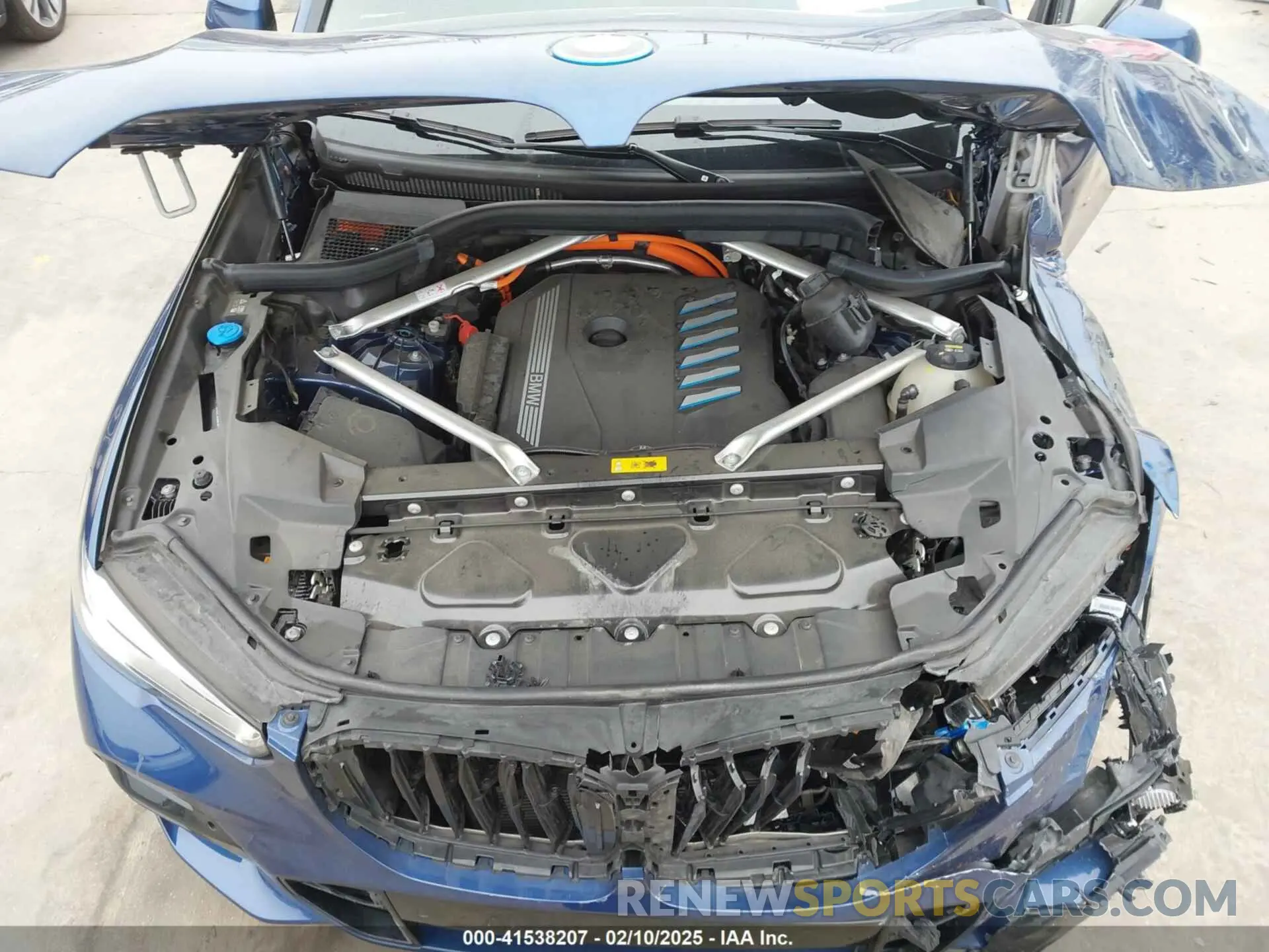 10 fotografías del automóvil dañado 5UXTA6C09P9R03213 BMW X5 PHEV 2023