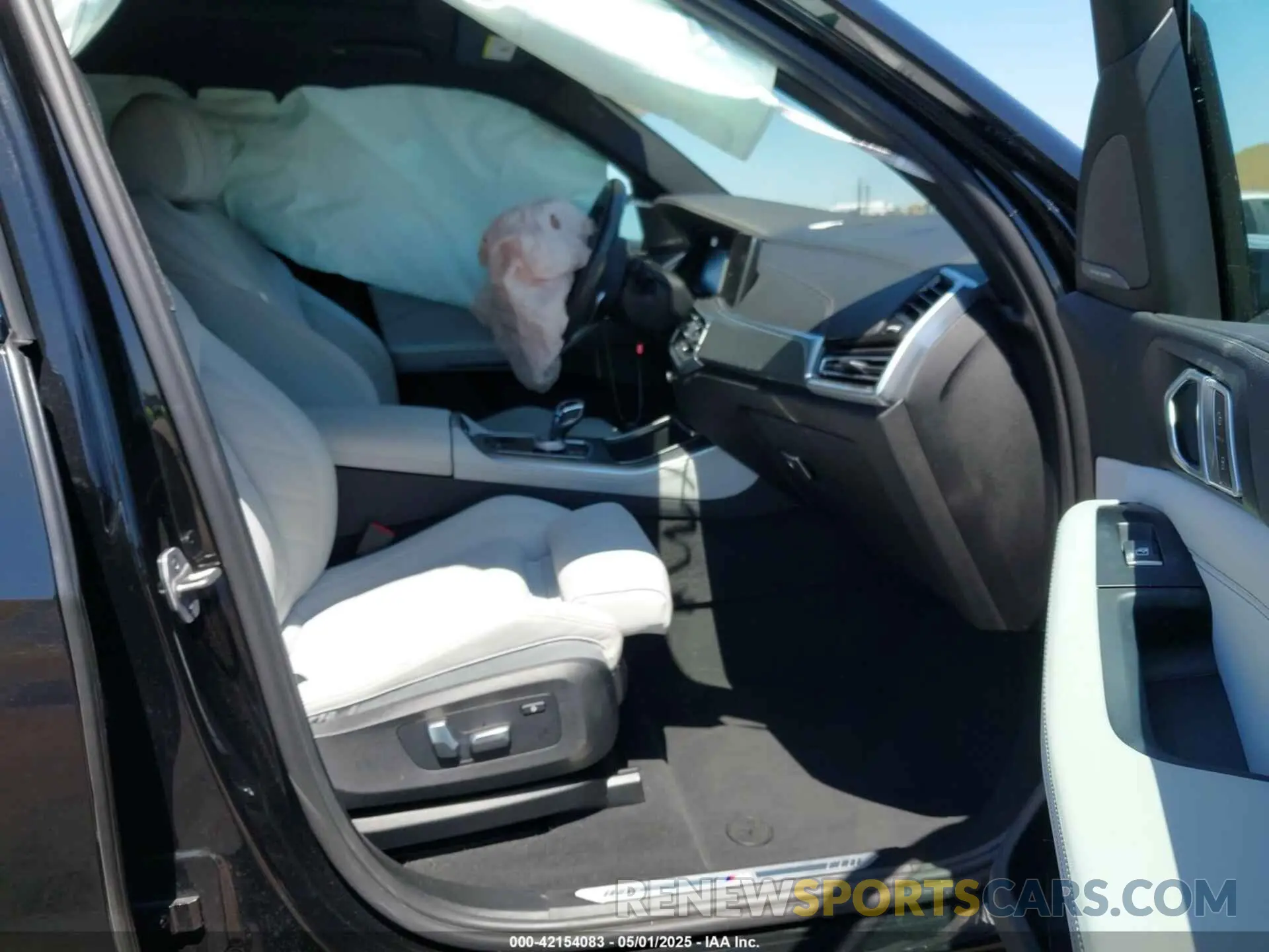 5 fotografías del automóvil dañado 5UXTA6C0XP9N92519 BMW X5 PHEV 2023