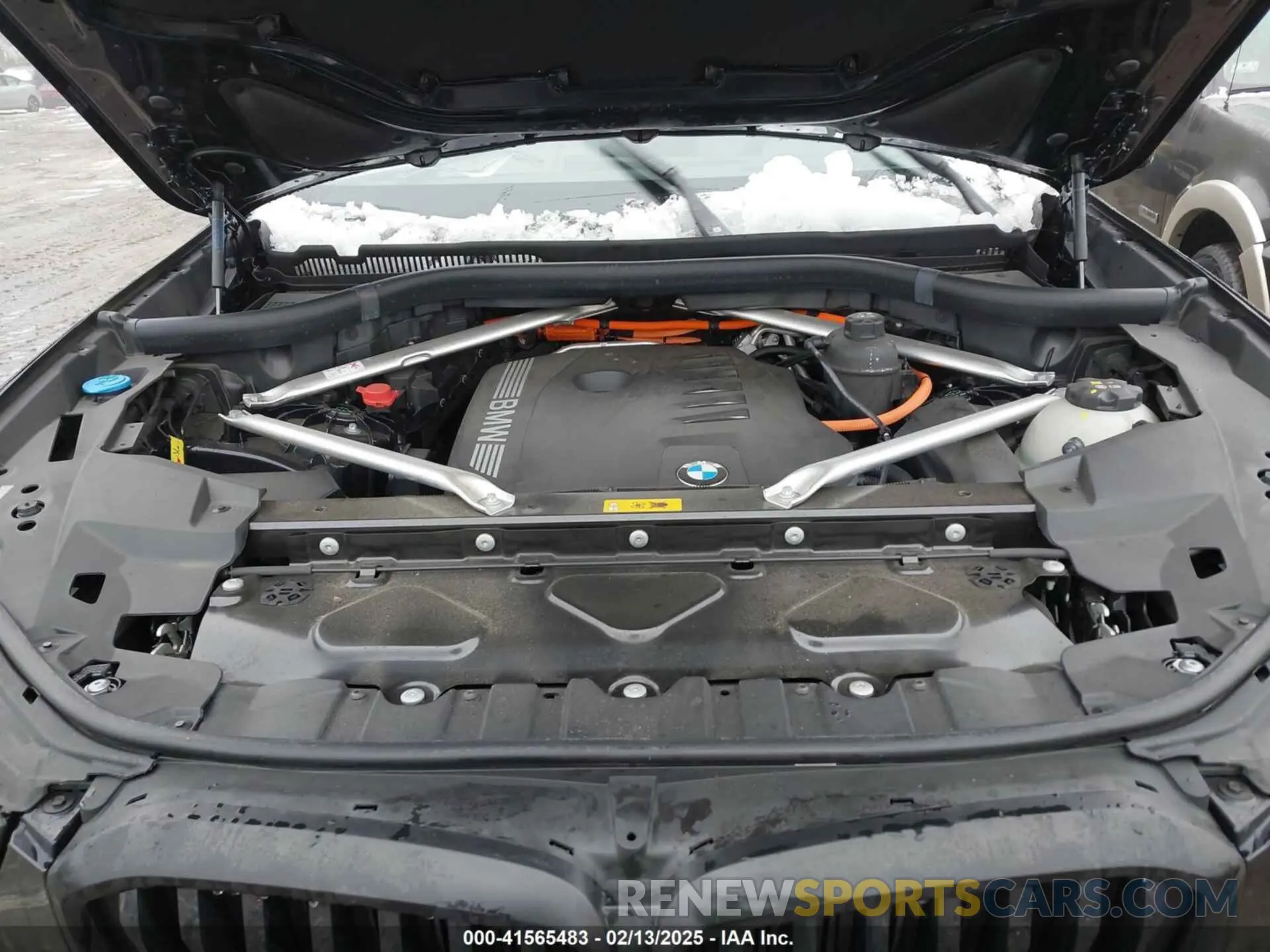 10 fotografías del automóvil dañado 5UX43EU04R9V78500 BMW X5 PHEV 2024