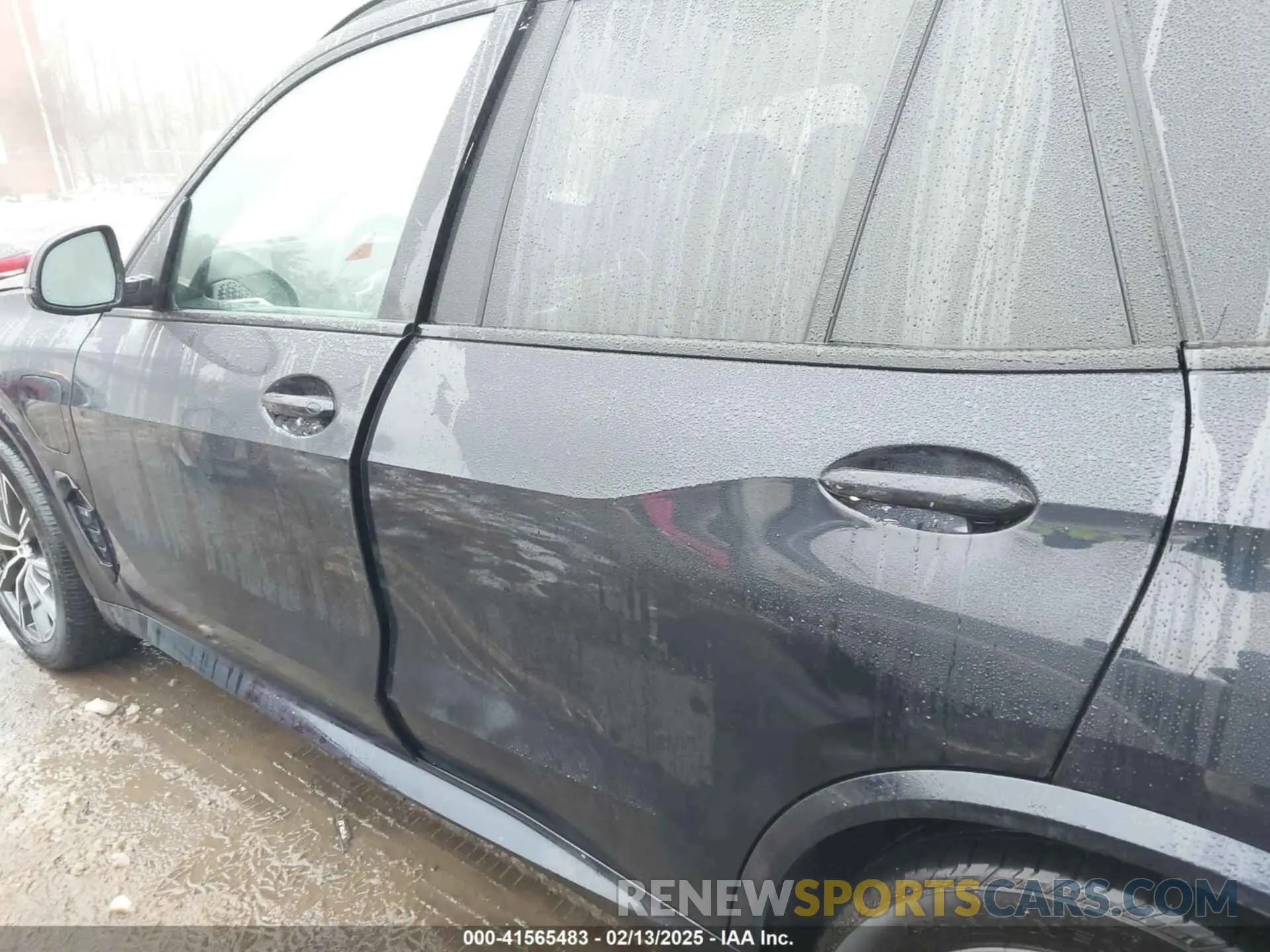 14 fotografías del automóvil dañado 5UX43EU04R9V78500 BMW X5 PHEV 2024