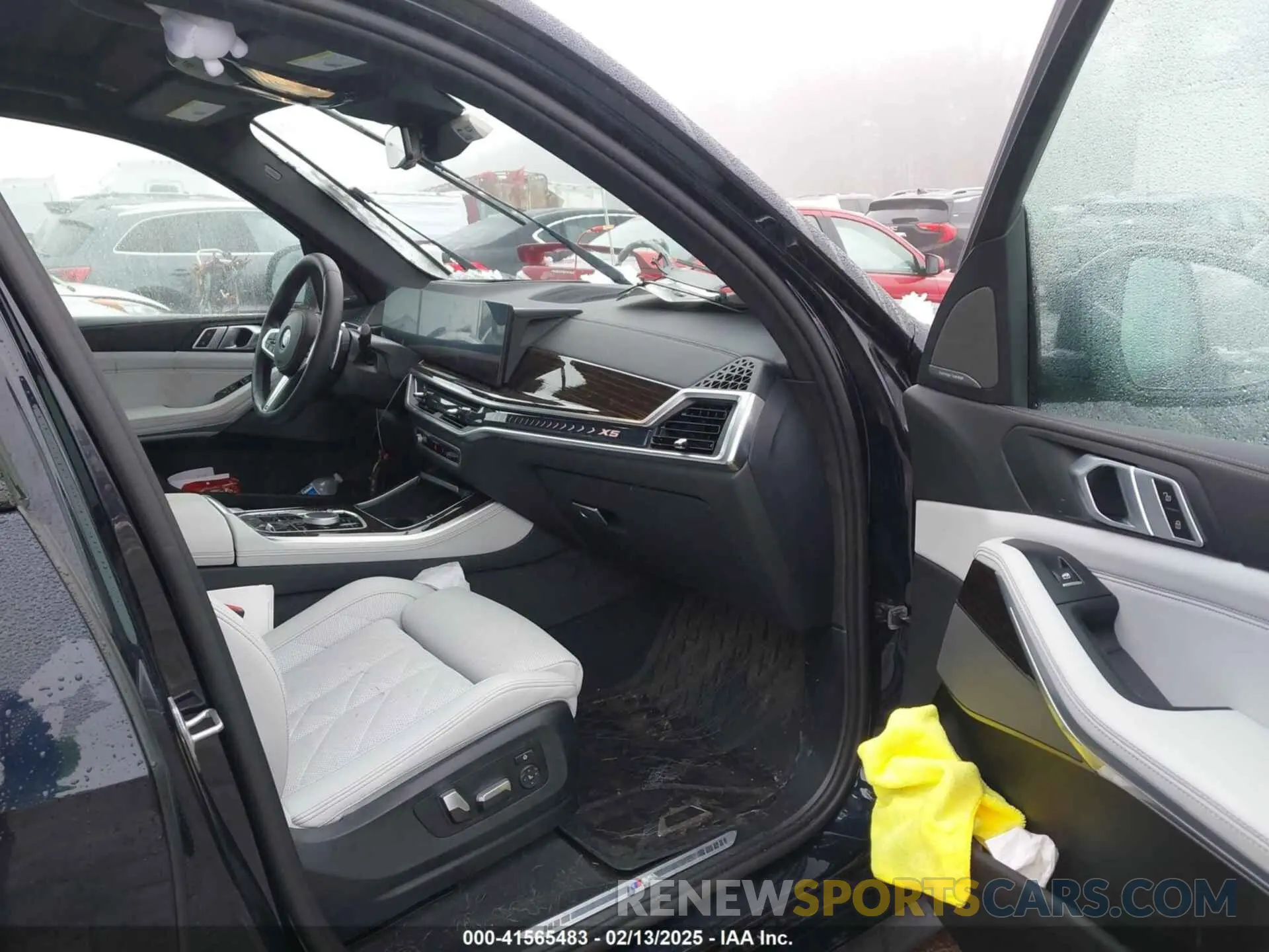 5 fotografías del automóvil dañado 5UX43EU04R9V78500 BMW X5 PHEV 2024