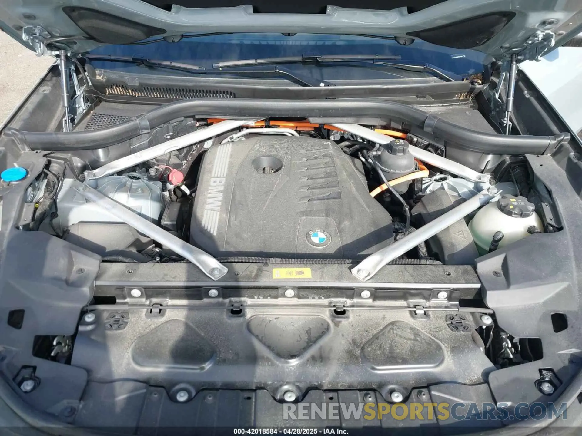10 fotografías del automóvil dañado 5UX43EU06R9T74152 BMW X5 PHEV 2024