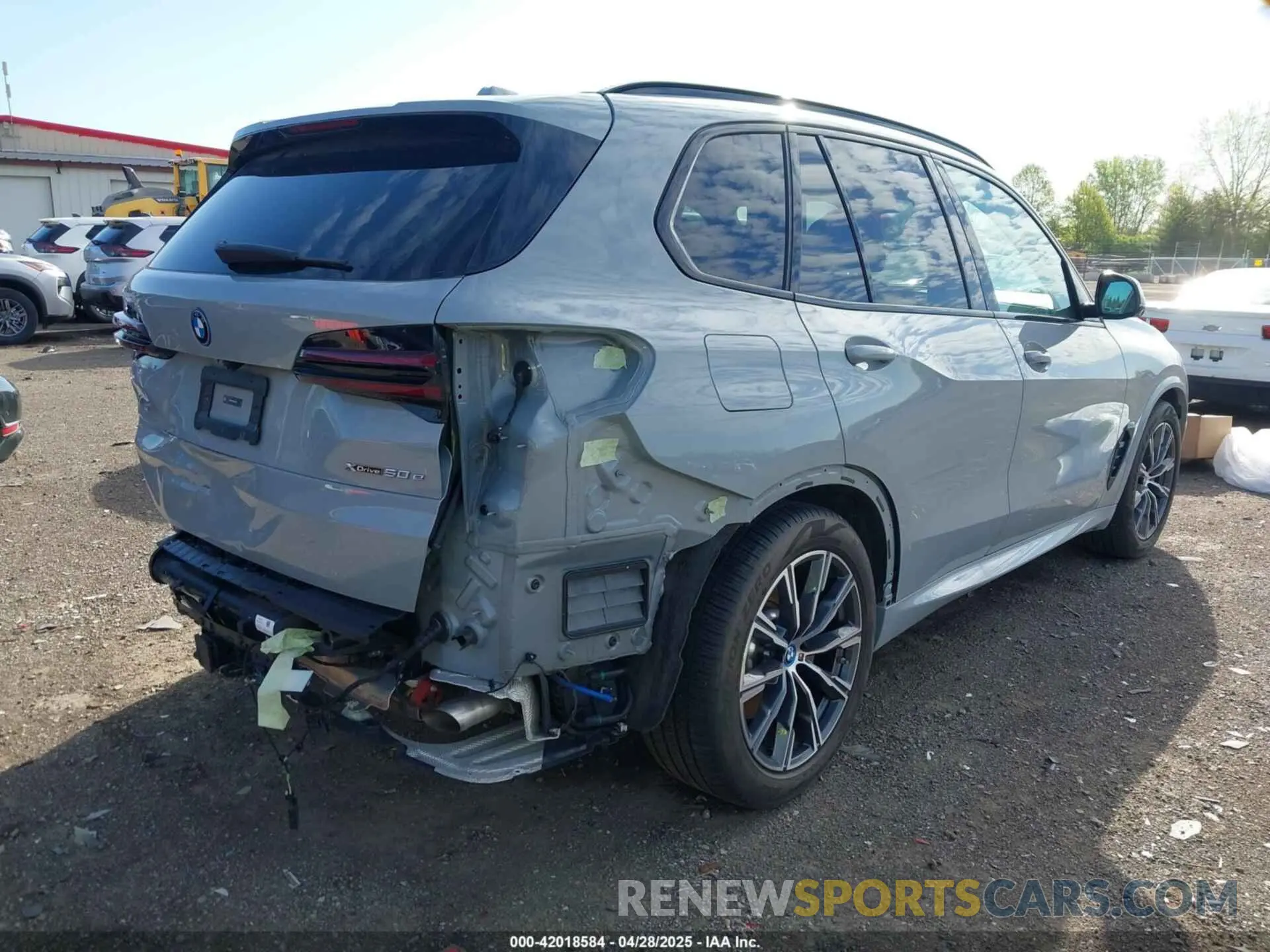 4 fotografías del automóvil dañado 5UX43EU06R9T74152 BMW X5 PHEV 2024