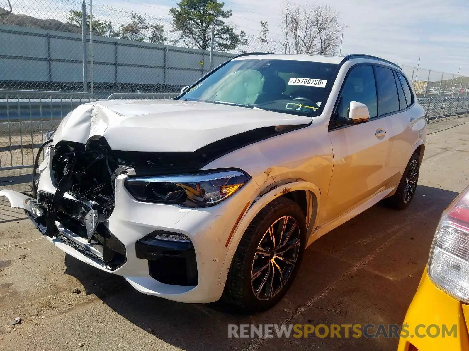 2 fotografías del automóvil dañado 5UXCR6C51KLL04645 BMW X5 XDRIVE4 2019