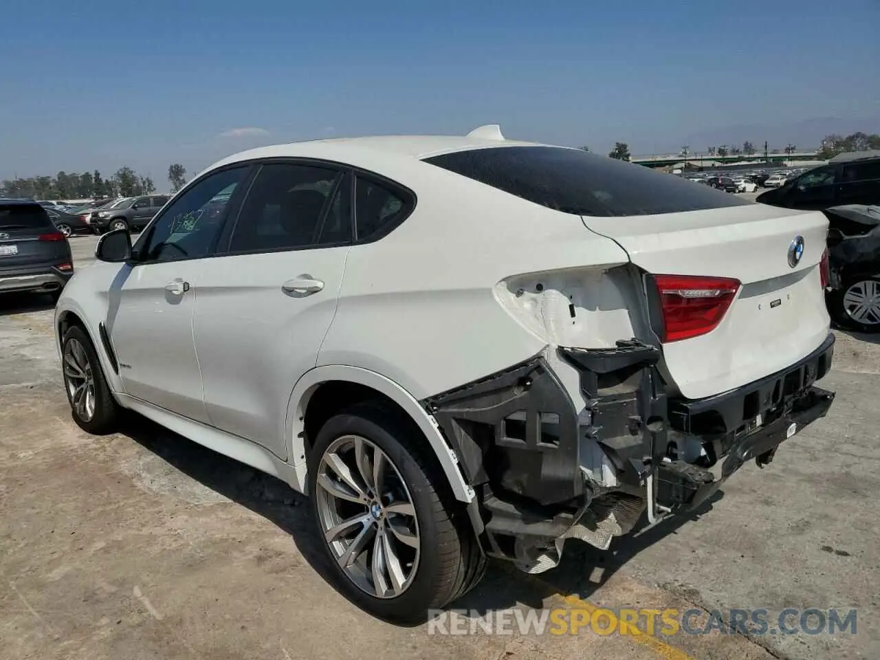 3 fotografías del automóvil dañado 5UXKU0C51K0G92939 BMW X6 2019
