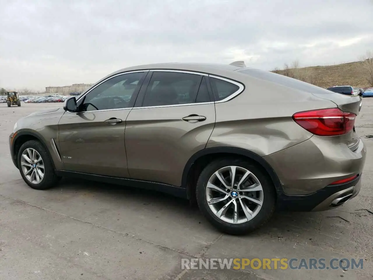 2 fotografías del automóvil dañado 5UXKU2C50K0Z63000 BMW X6 2019