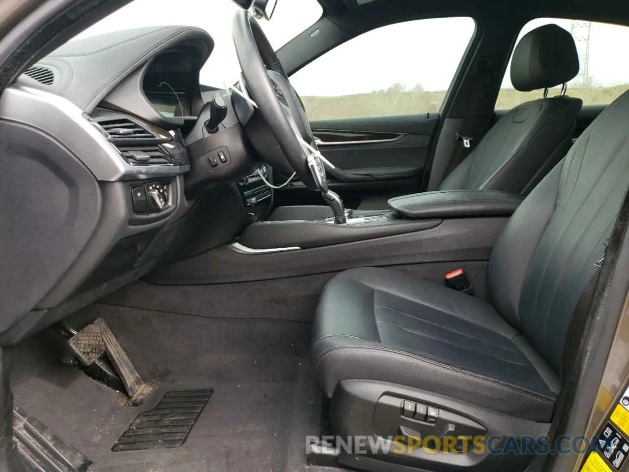 7 fotografías del automóvil dañado 5UXKU2C50K0Z63000 BMW X6 2019