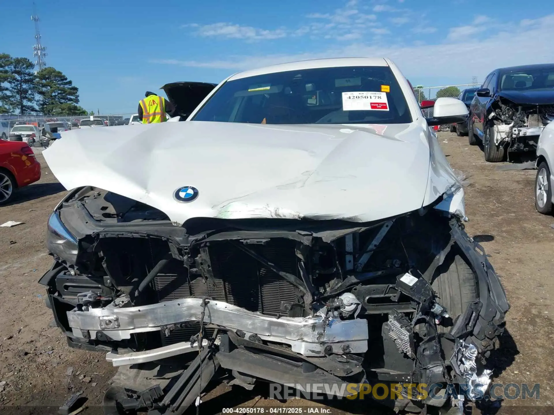 11 fotografías del automóvil dañado 5UXCY4C00L9D63232 BMW X6 2020