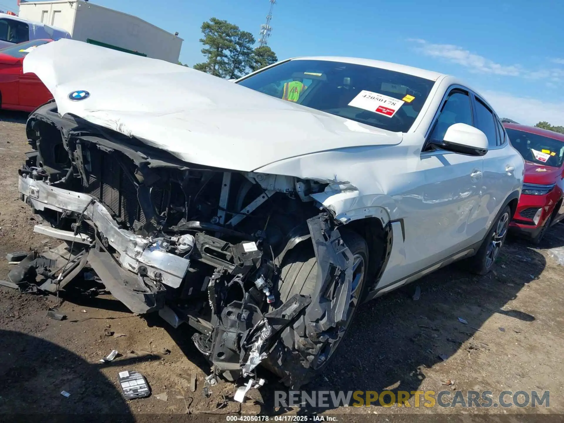 2 fotografías del automóvil dañado 5UXCY4C00L9D63232 BMW X6 2020