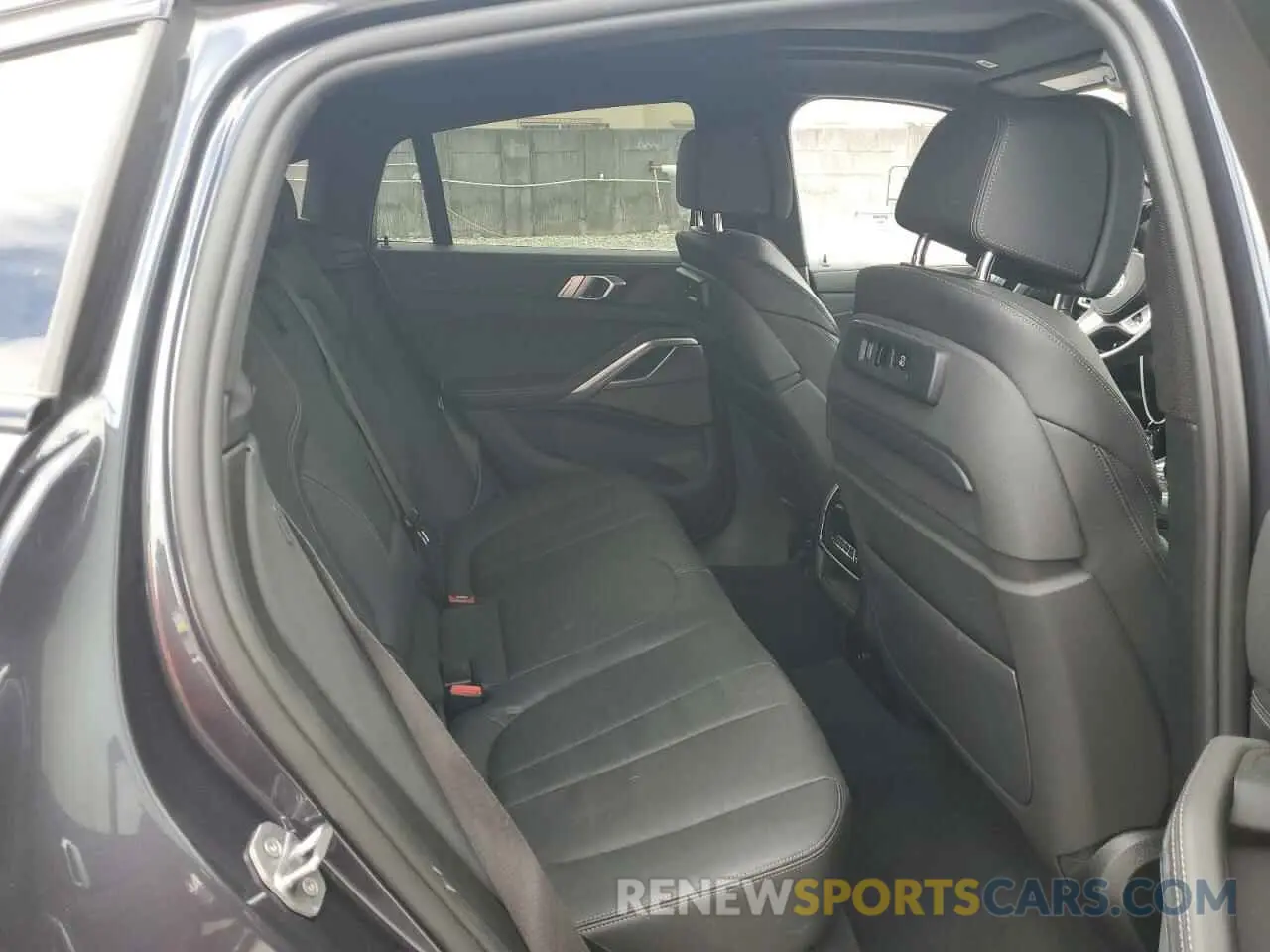 10 fotografías del automóvil dañado 5UXCY4C02L9C70471 BMW X6 2020