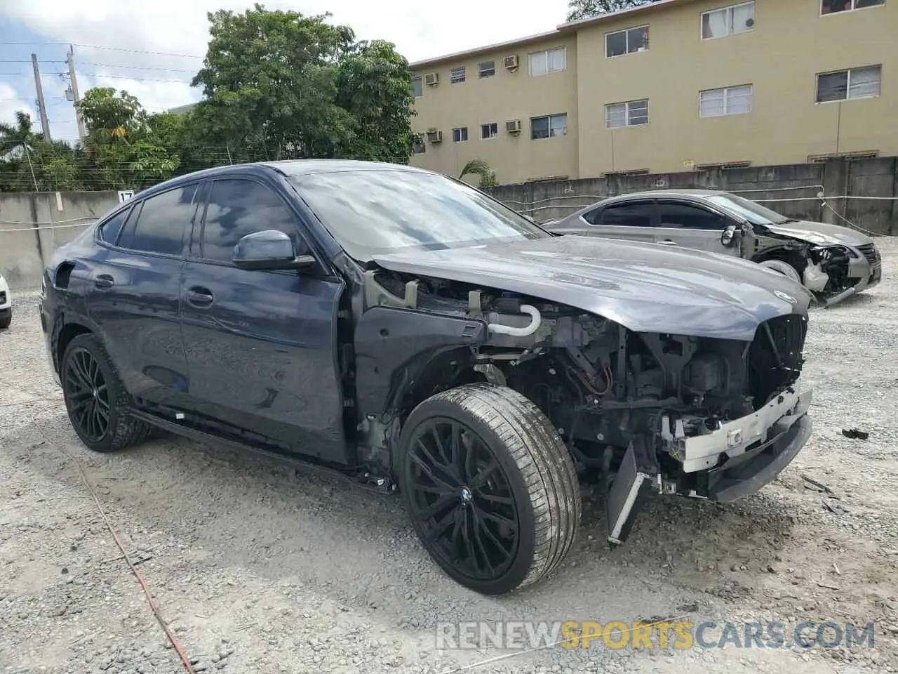 4 fotografías del automóvil dañado 5UXCY4C02L9C70471 BMW X6 2020