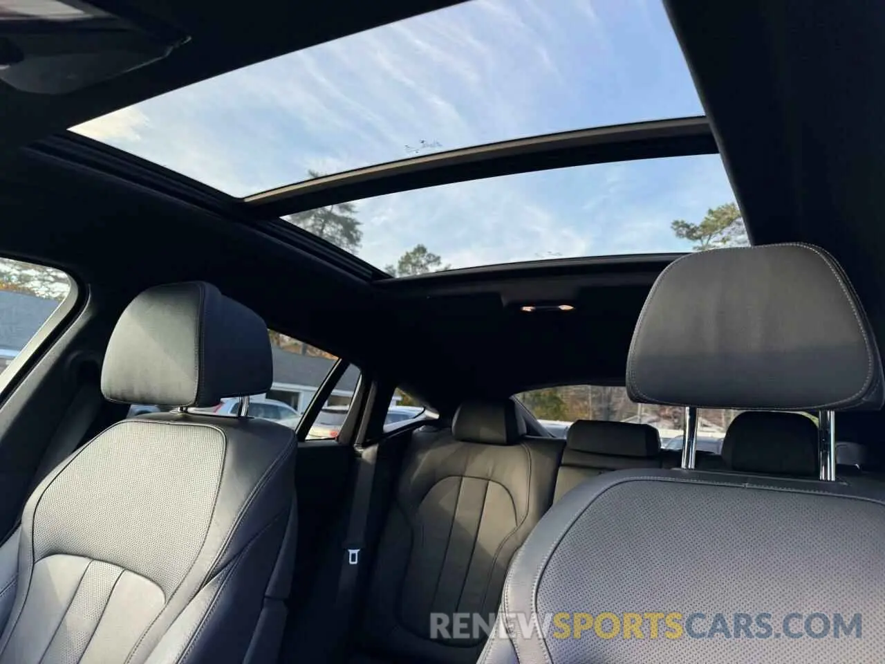 9 fotografías del automóvil dañado 5UXCY6C00L9C02455 BMW X6 2020