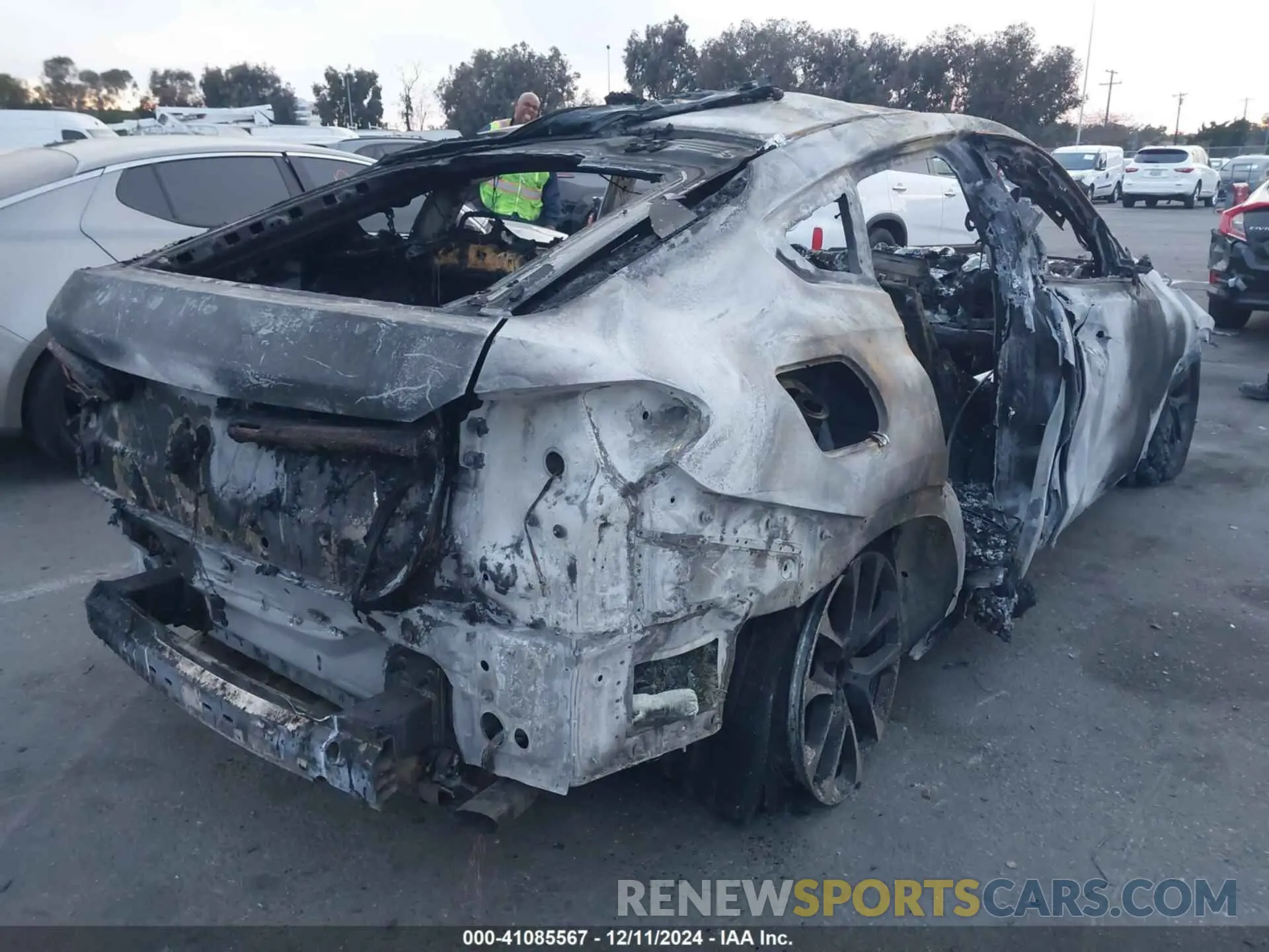 4 fotografías del automóvil dañado 5UXCY6C07L9C95555 BMW X6 2020