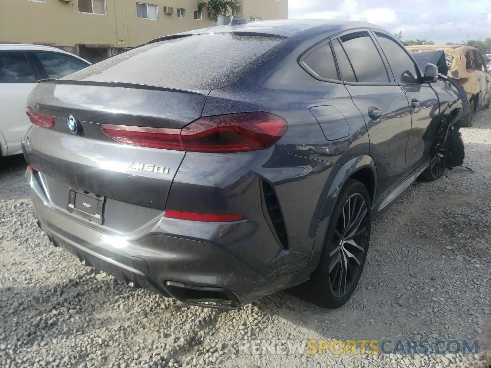 4 fotografías del automóvil dañado 5UXCY8C01L9D05055 BMW X6 2020