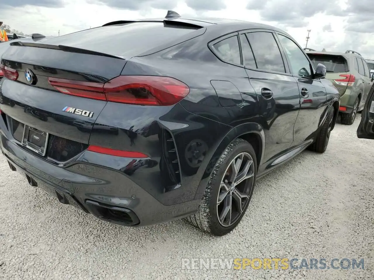 4 fotografías del automóvil dañado 5UXCY8C03L9B21137 BMW X6 2020