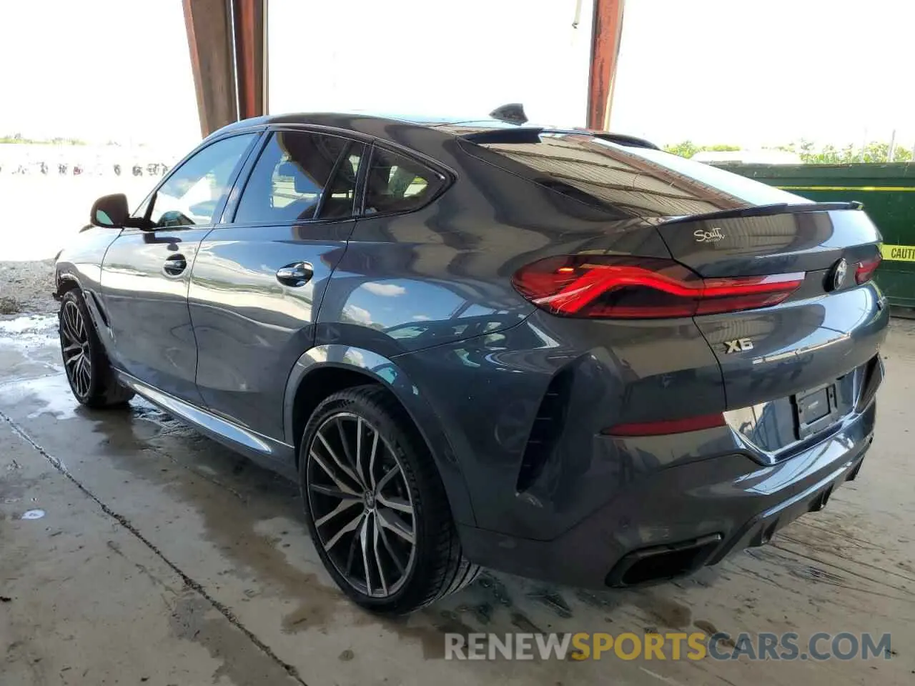 3 fotografías del automóvil dañado 5UXCY8C04L9C66512 BMW X6 2020