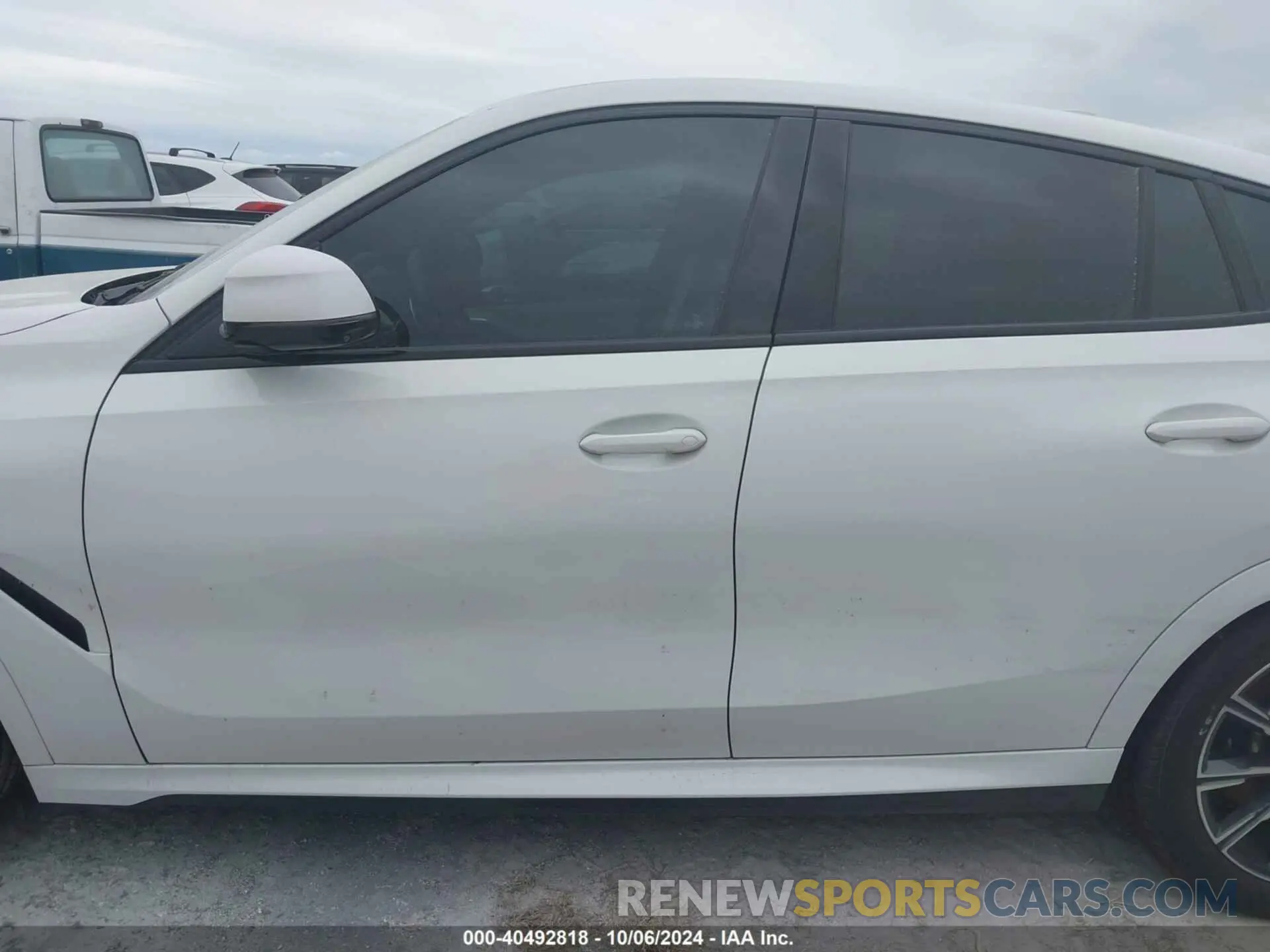 14 fotografías del automóvil dañado 5UXCY6C00M9G34898 BMW X6 2021