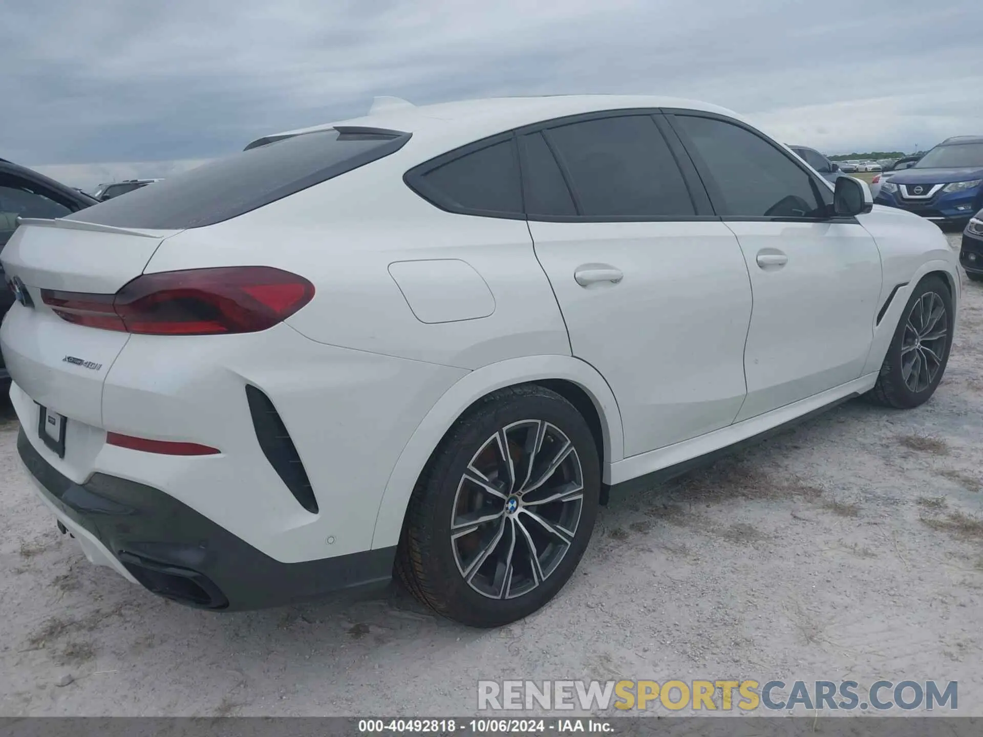 4 fotografías del automóvil dañado 5UXCY6C00M9G34898 BMW X6 2021