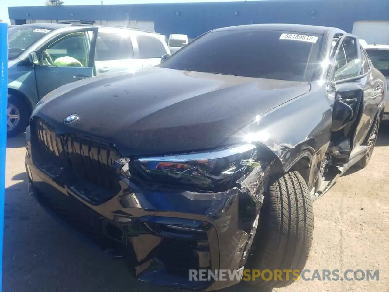 2 fotografías del automóvil dañado 5UXCY6C01M9H16378 BMW X6 2021