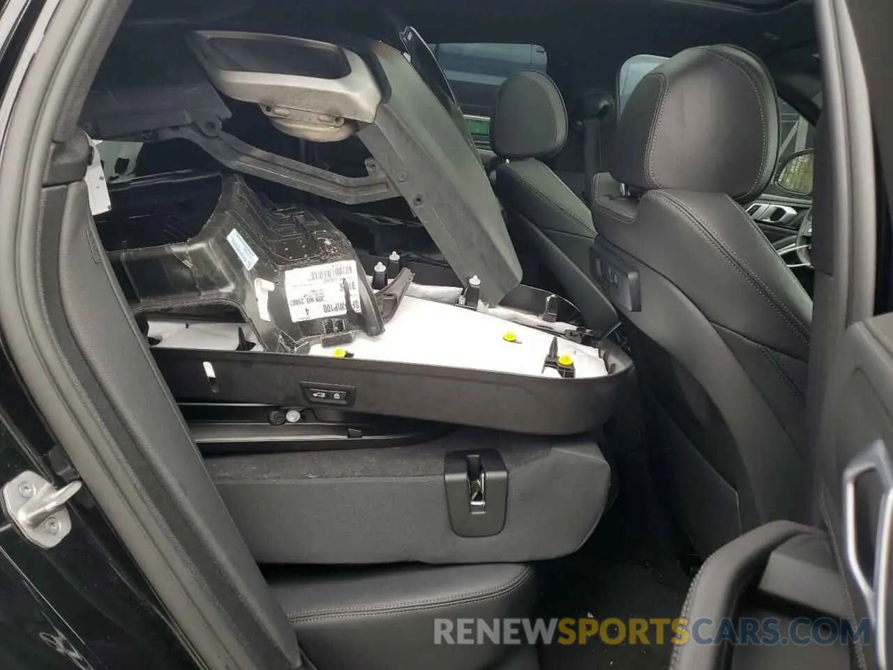 10 fotografías del automóvil dañado 5UXCY6C05M9G89833 BMW X6 2021