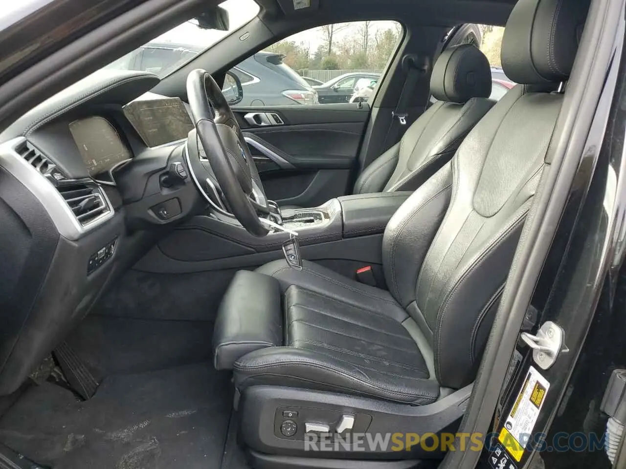 7 fotografías del automóvil dañado 5UXCY6C05M9G89833 BMW X6 2021