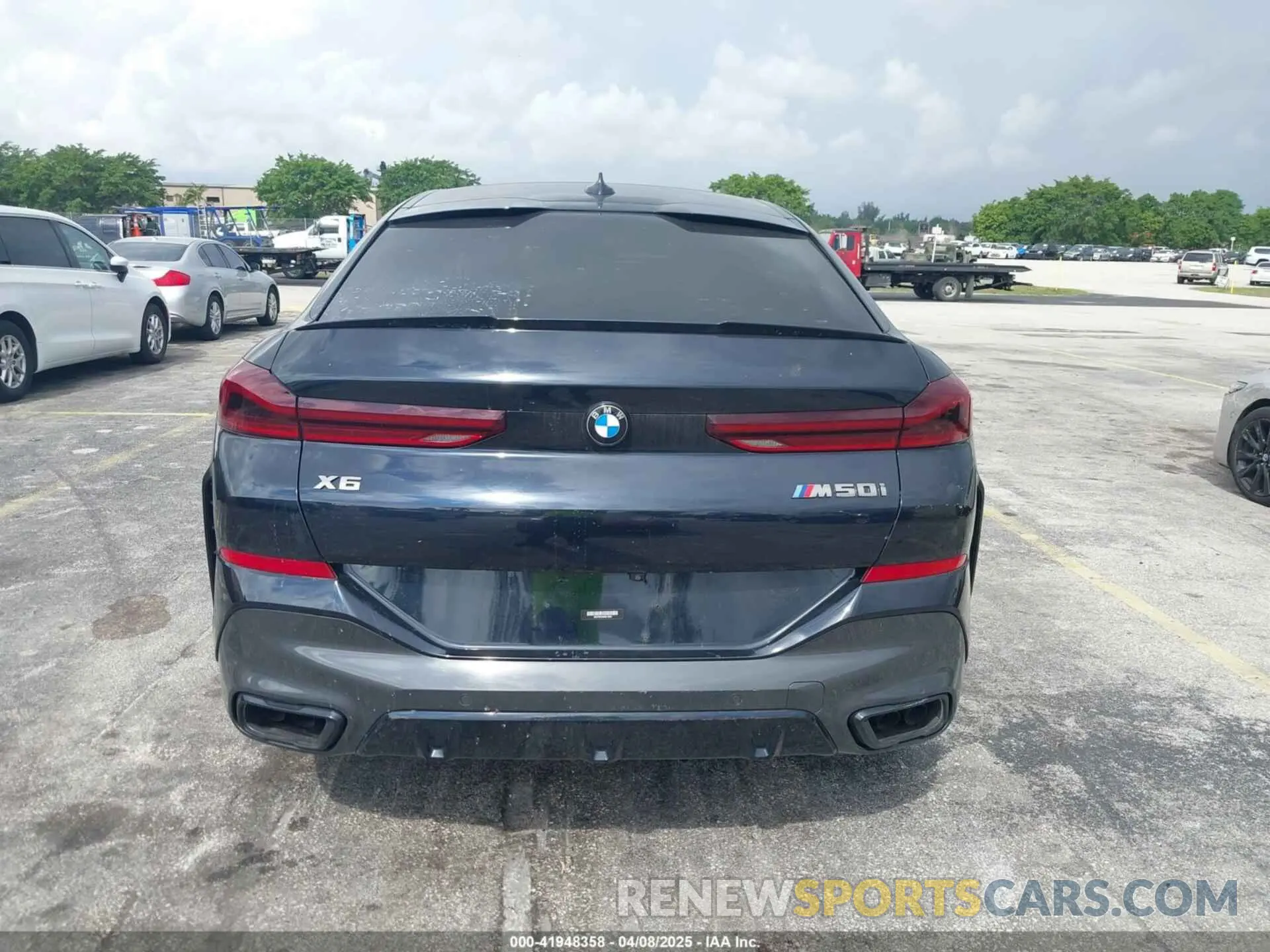 15 fotografías del automóvil dañado 5UXCY8C06M9E18534 BMW X6 2021