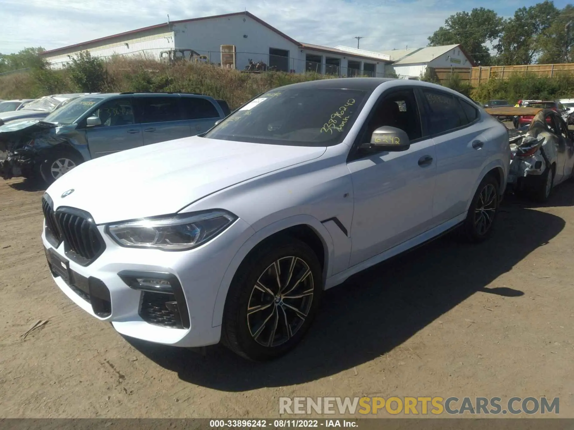 2 fotografías del automóvil dañado 5UXCY8C07M9D74124 BMW X6 2021