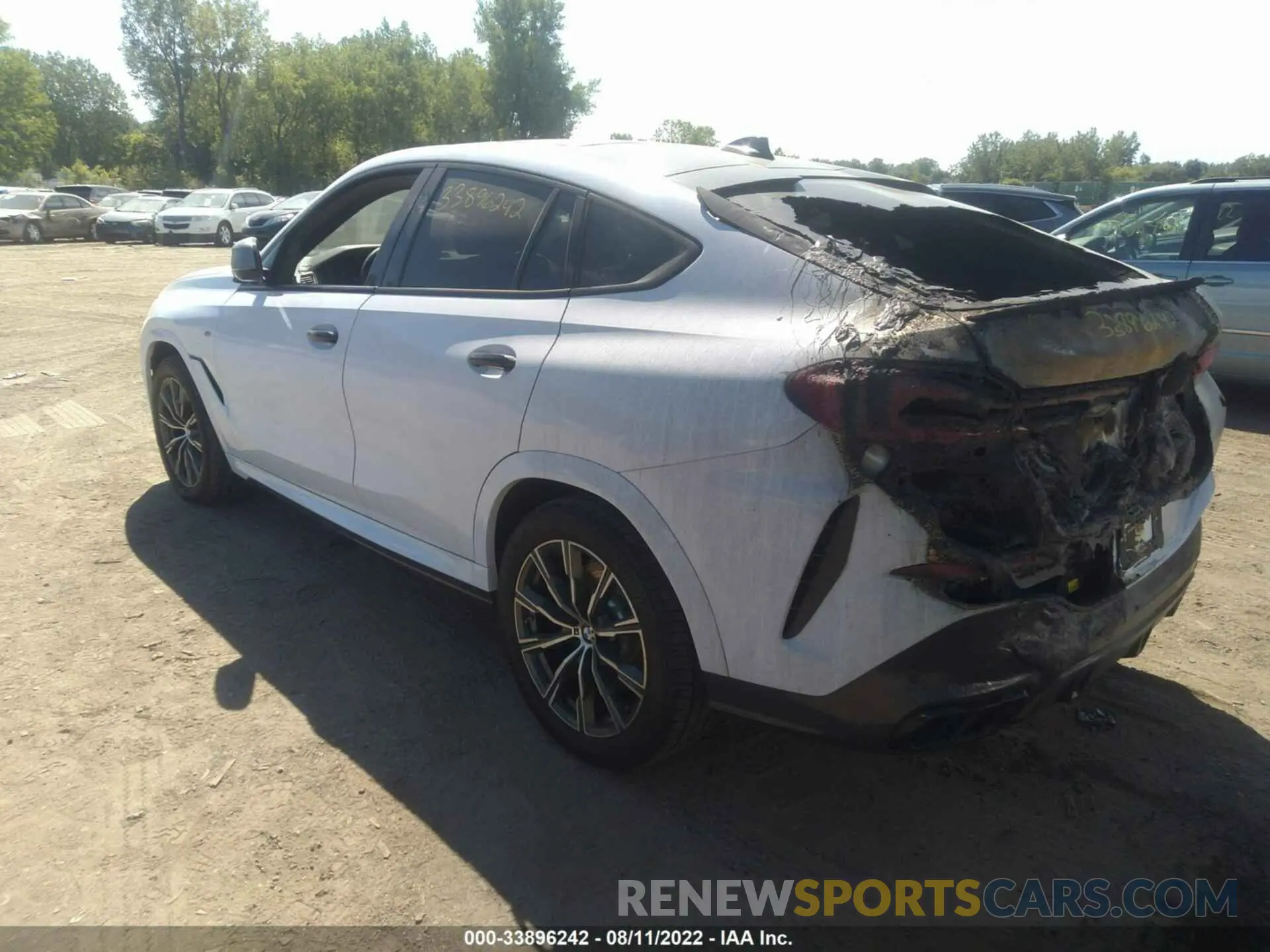 3 fotografías del automóvil dañado 5UXCY8C07M9D74124 BMW X6 2021