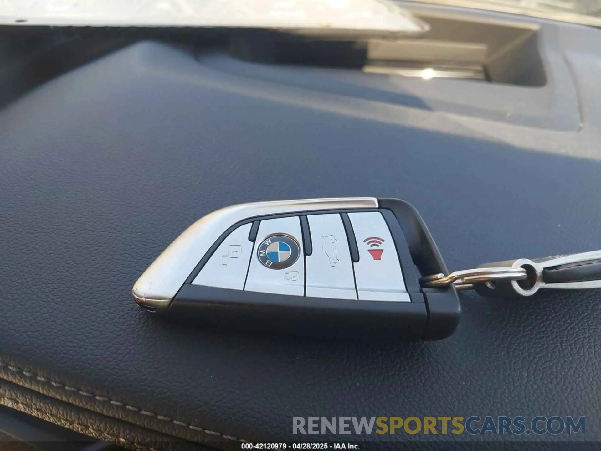 11 fotografías del automóvil dañado 5UXCY8C08M9E32340 BMW X6 2021