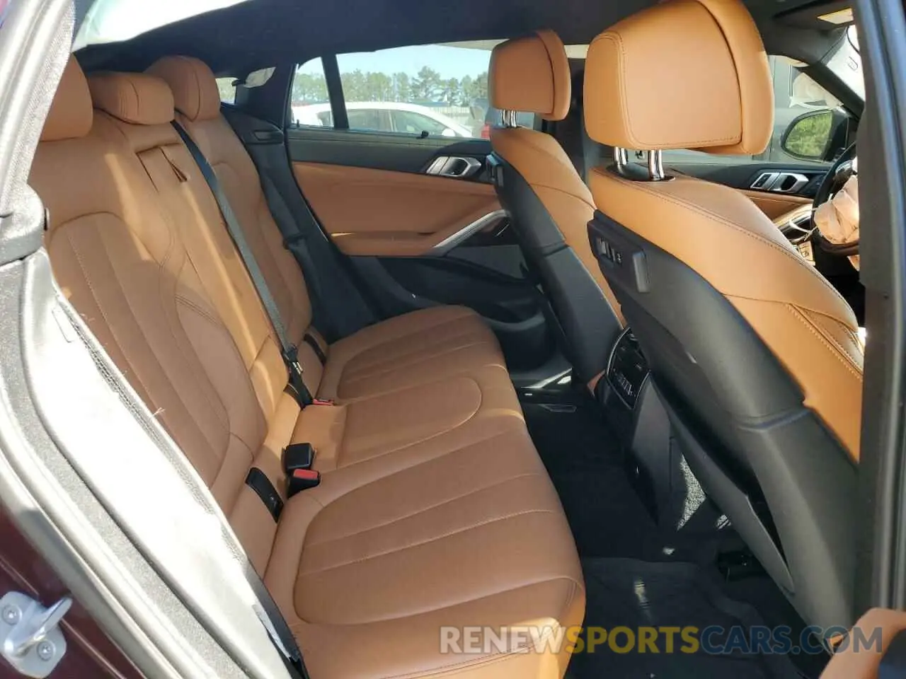 11 fotografías del automóvil dañado 5UXCY8C0XM9G19675 BMW X6 2021