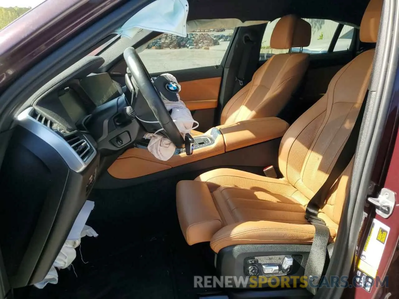 7 fotografías del automóvil dañado 5UXCY8C0XM9G19675 BMW X6 2021