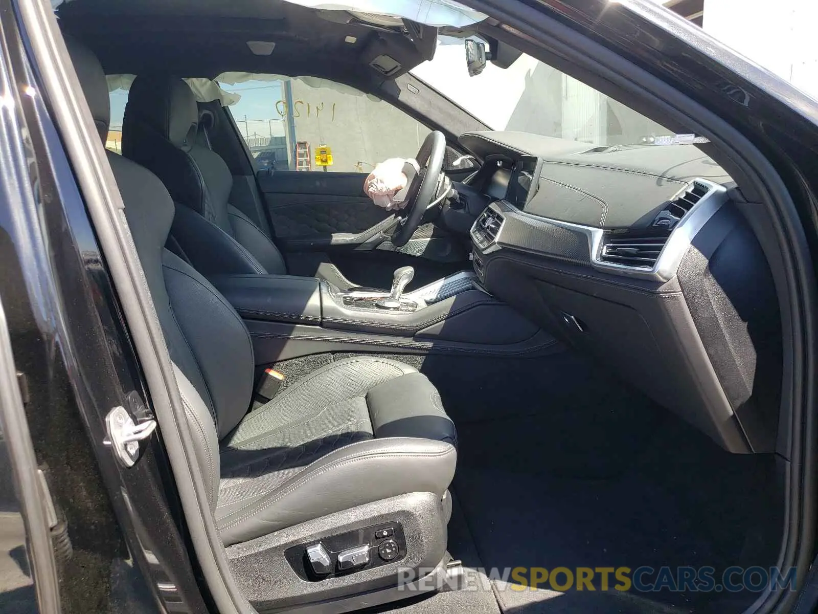 5 fotografías del automóvil dañado 5YMCY0C09M9E05500 BMW X6 2021