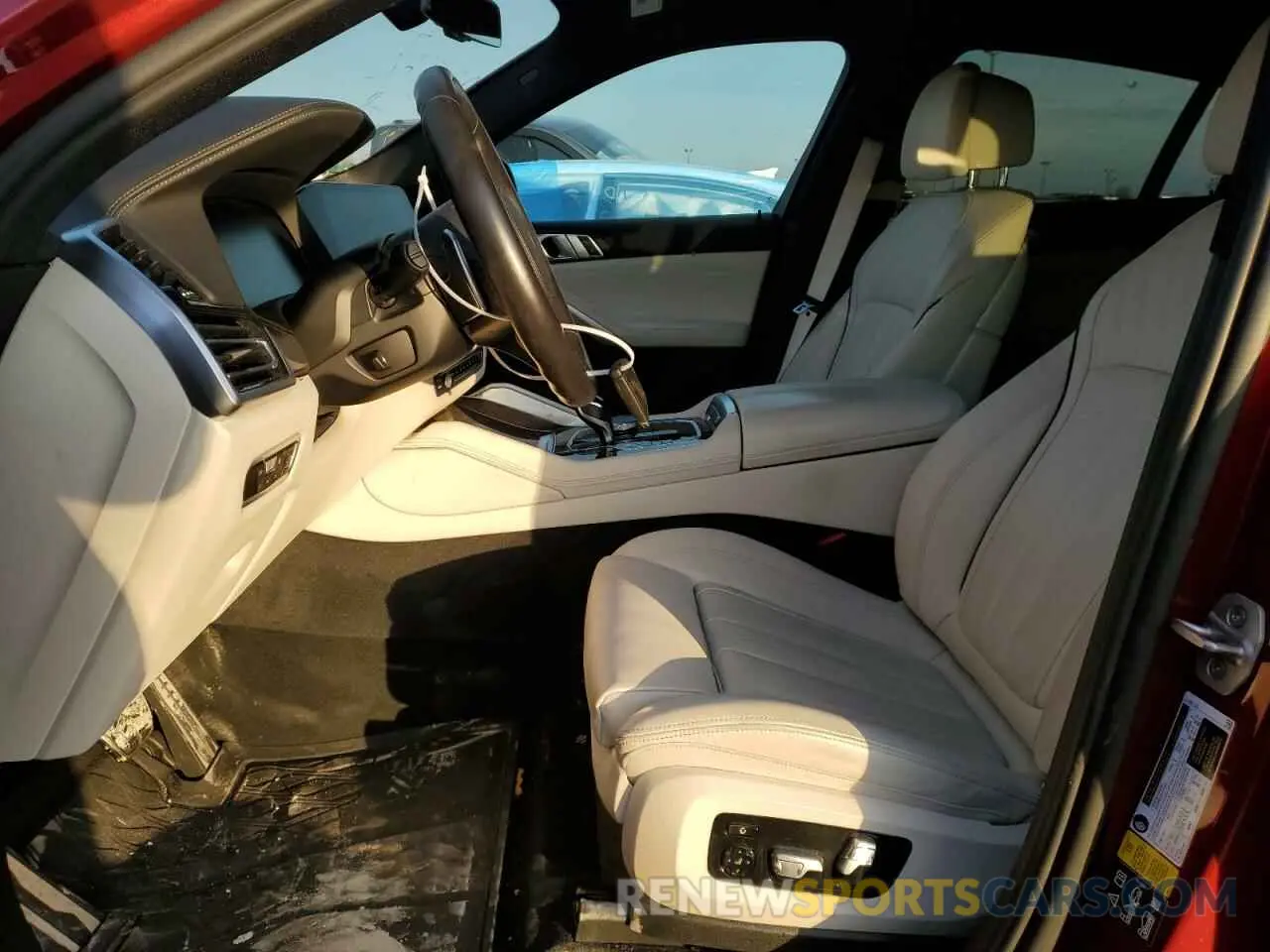 7 fotografías del automóvil dañado 5UXCY6C00N9K08840 BMW X6 2022