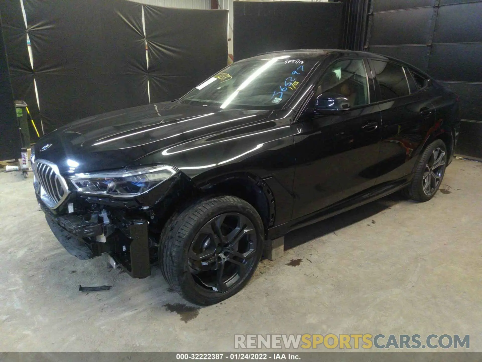 2 fotografías del automóvil dañado 5UXCY6C02N9J66297 BMW X6 2022