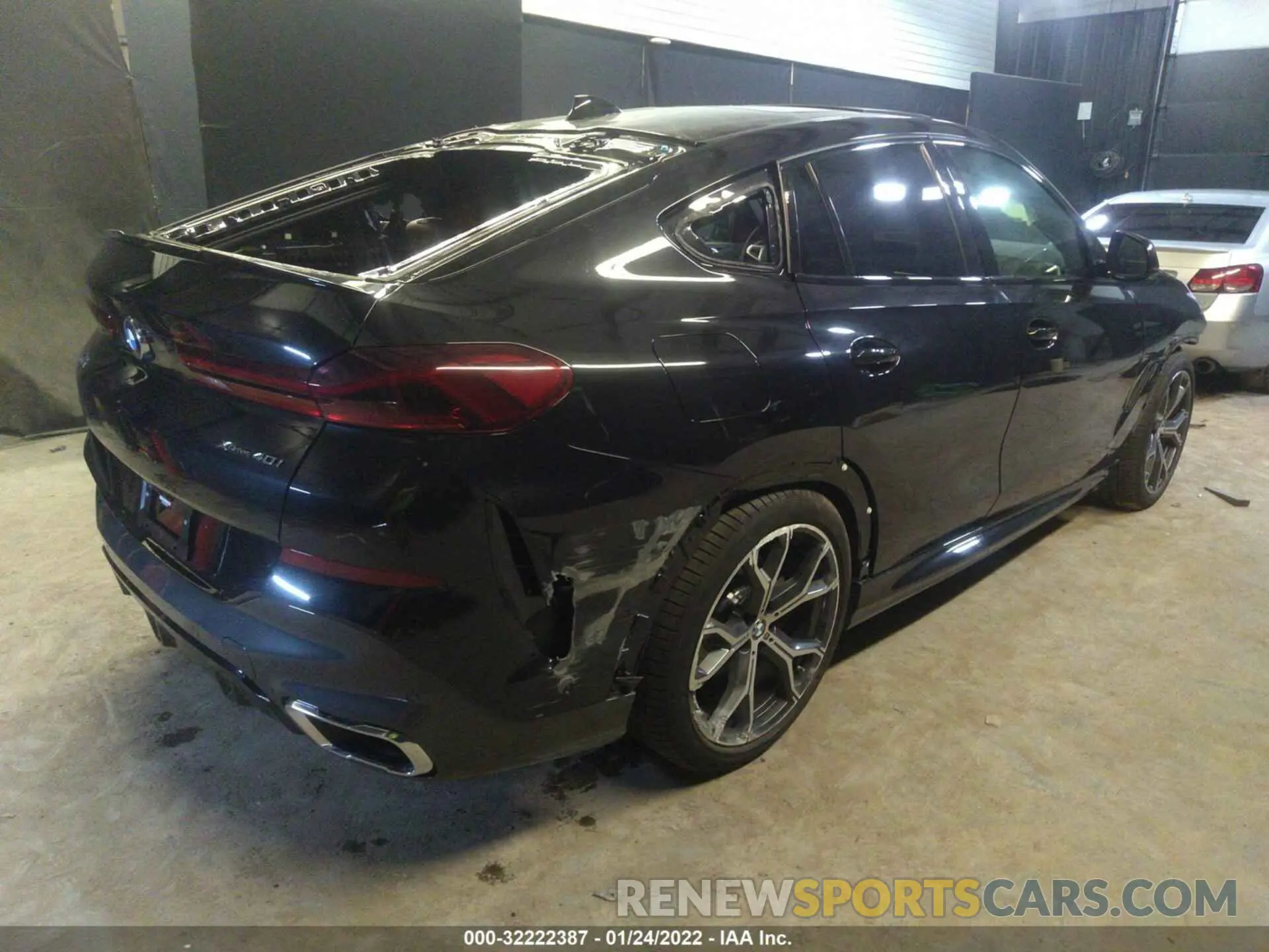 4 fotografías del automóvil dañado 5UXCY6C02N9J66297 BMW X6 2022