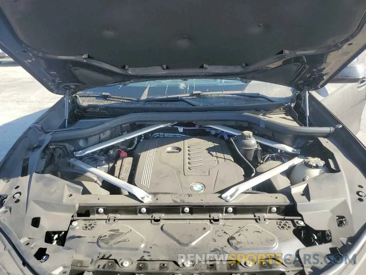 12 fotografías del automóvil dañado 5UXCY6C02N9M49640 BMW X6 2022