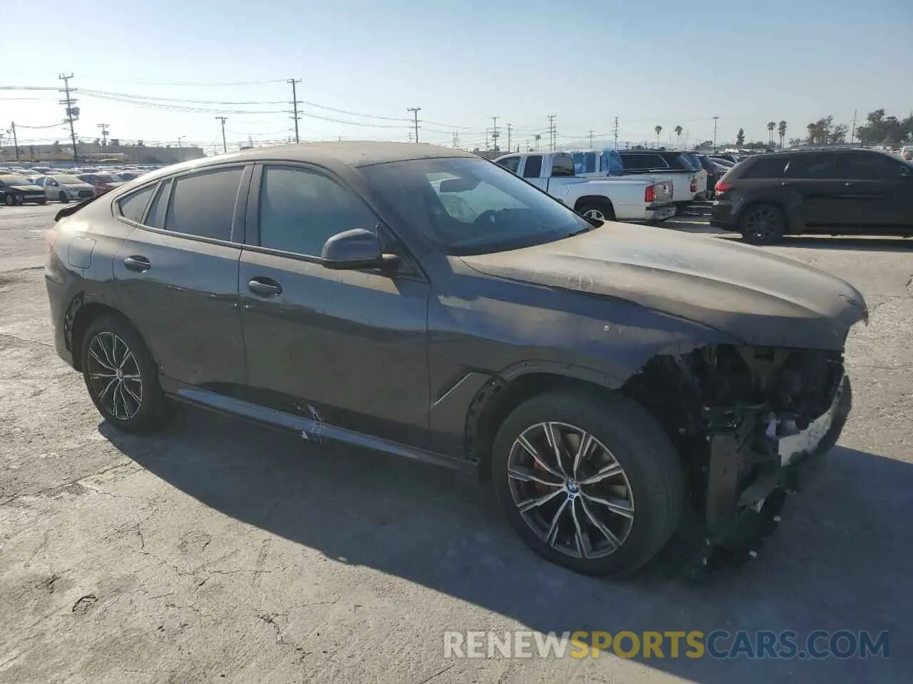 4 fotografías del automóvil dañado 5UXCY6C02N9M49640 BMW X6 2022