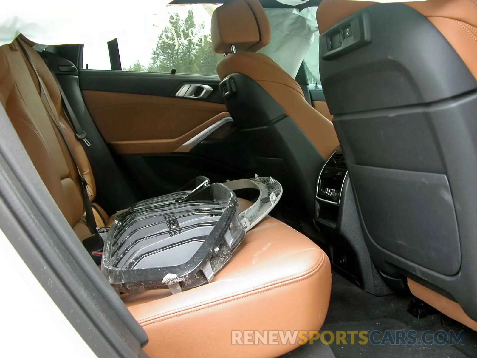 6 fotografías del automóvil dañado 5UXCY6C06N9J79988 BMW X6 2022