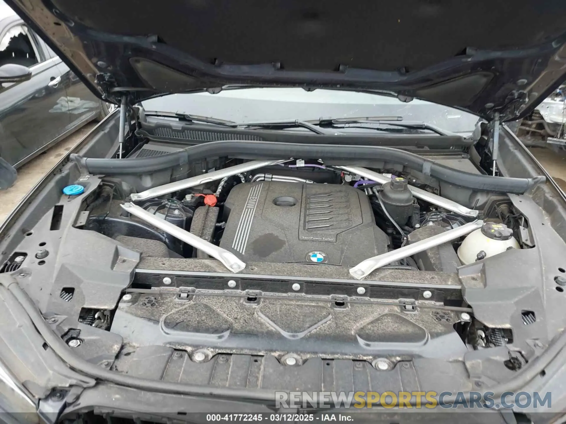 10 fotografías del automóvil dañado 5UXCY6C08N9N30013 BMW X6 2022